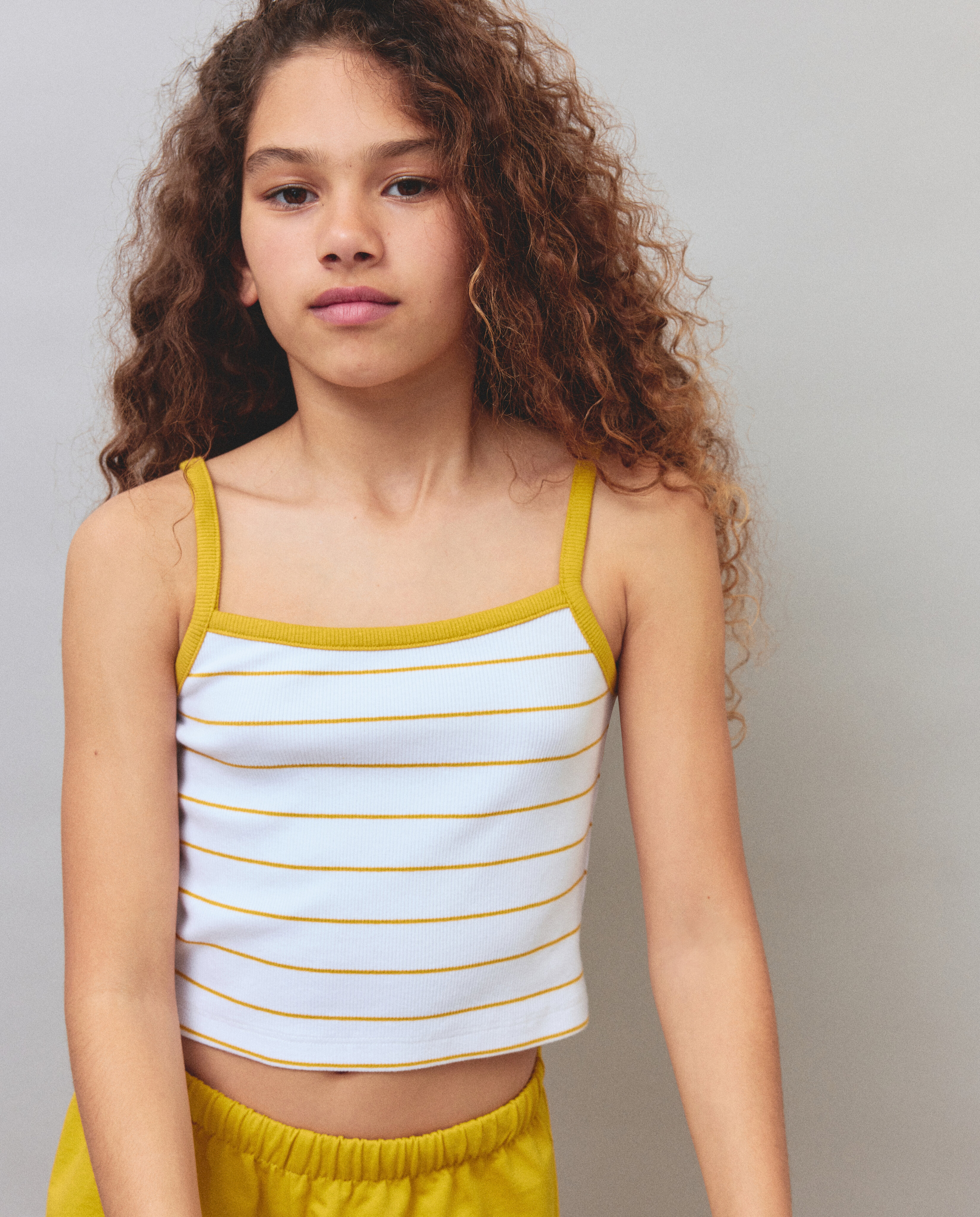 Conjunto Desportivo com Estampado às Riscas Amarelo-2
