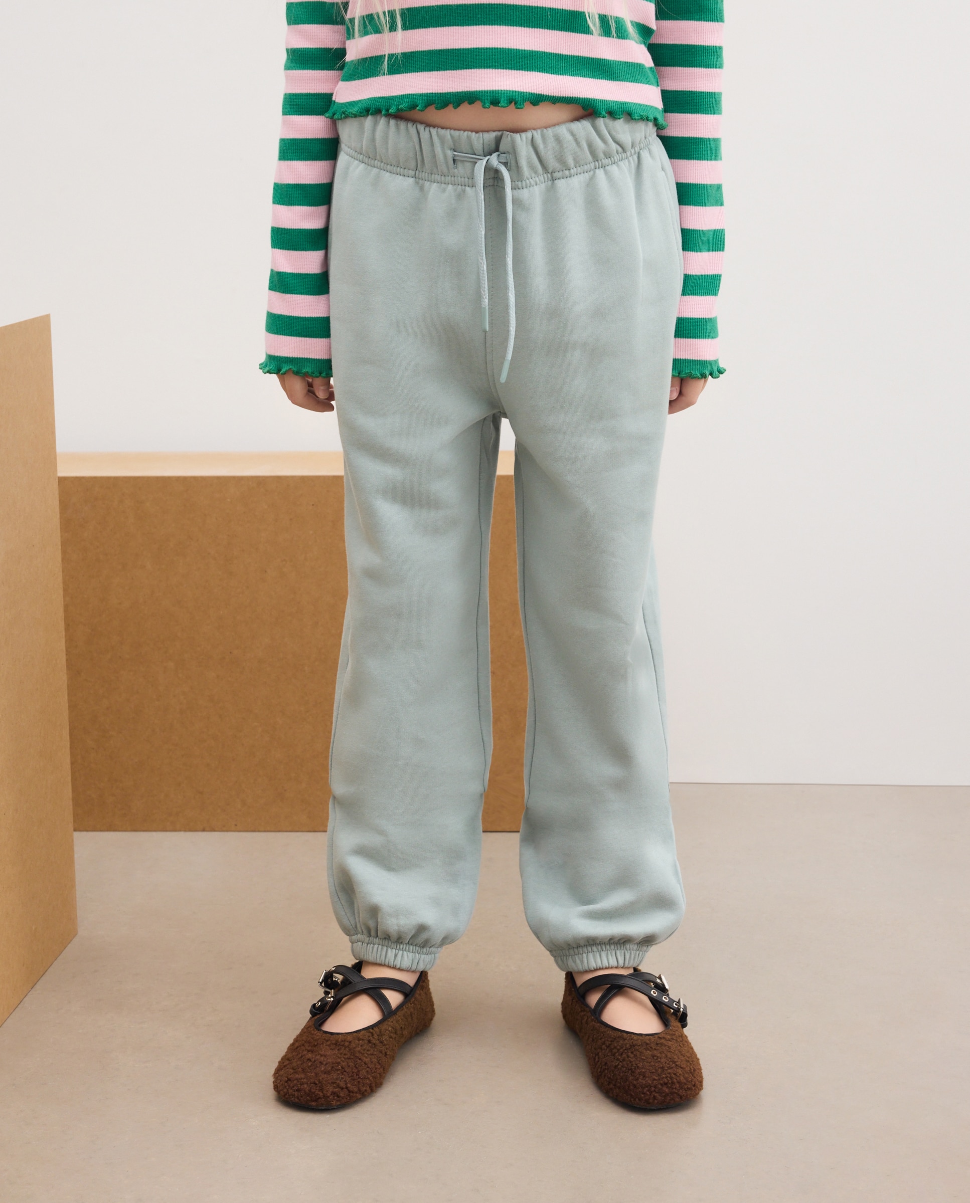 Pantalón básico felpa de niña - Kids El Corte Inglés - Verde Verde-2