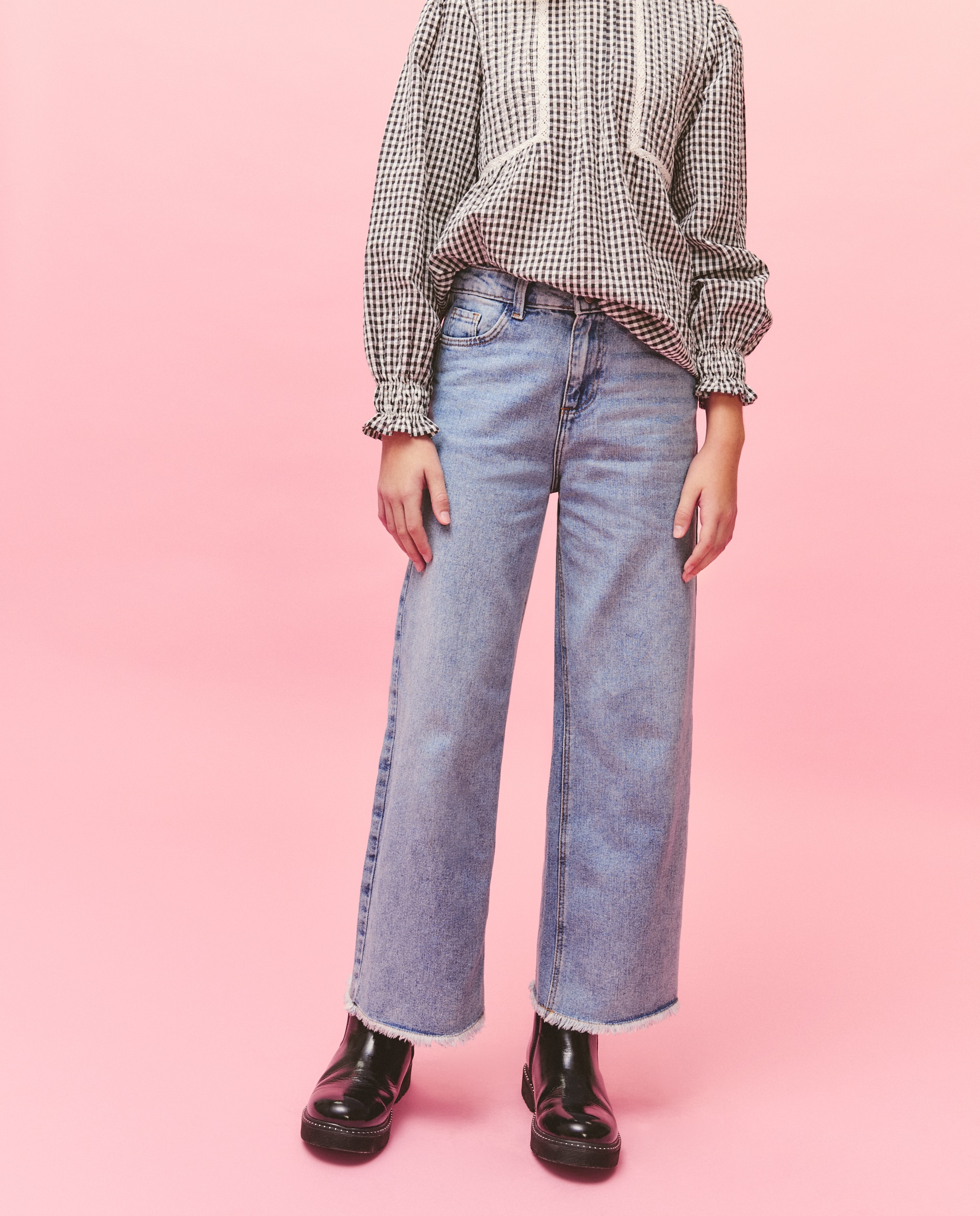 Pantalón denim wide leg parche estrella bolsillo trasero de niña - Kids El Corte Inglés - Gris Gris-2