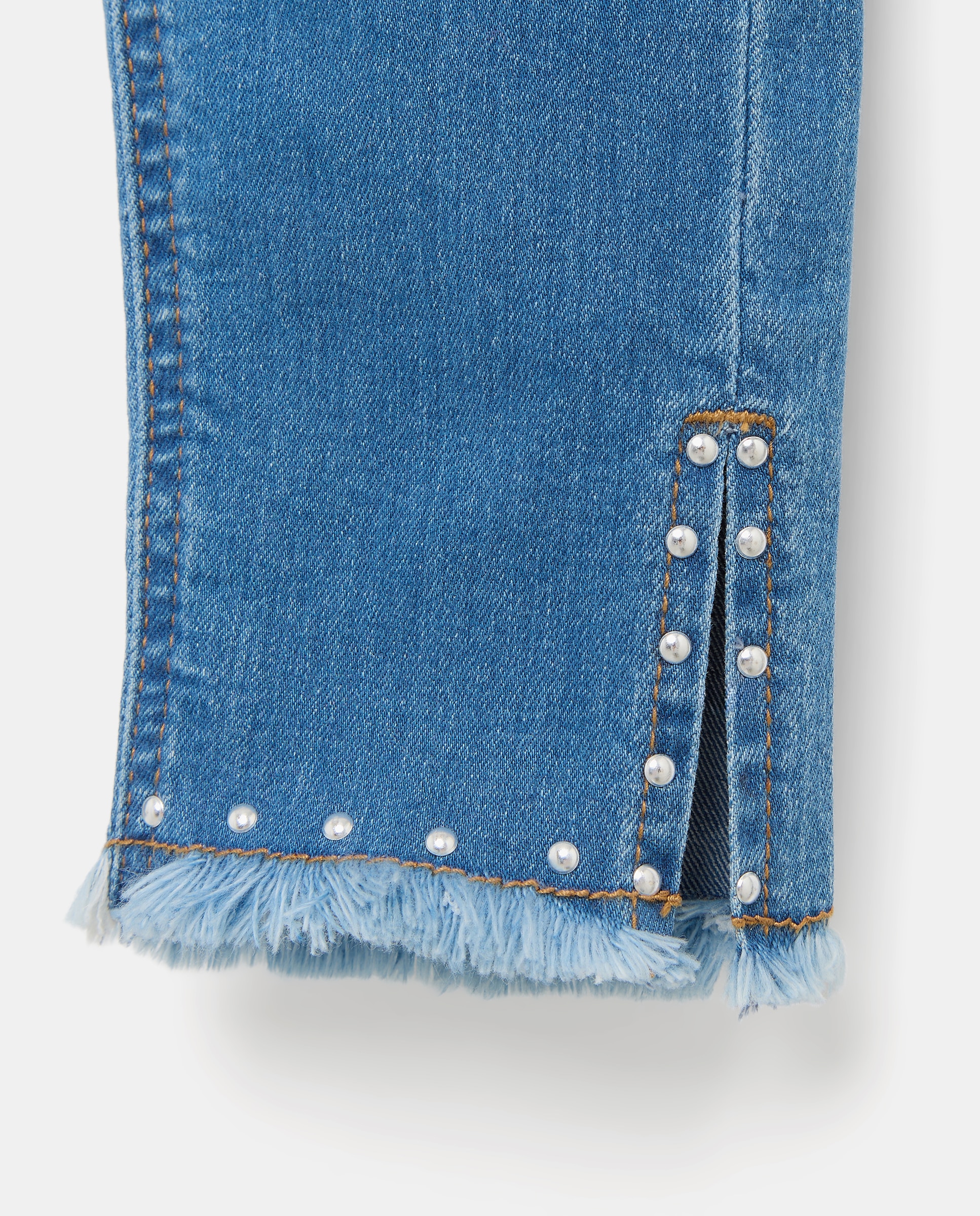 Pantalón denim slim fit con abertura en bajo y detalla de tachas de niña - Kids El Corte Inglés - Azul pálido Azul pálido-5