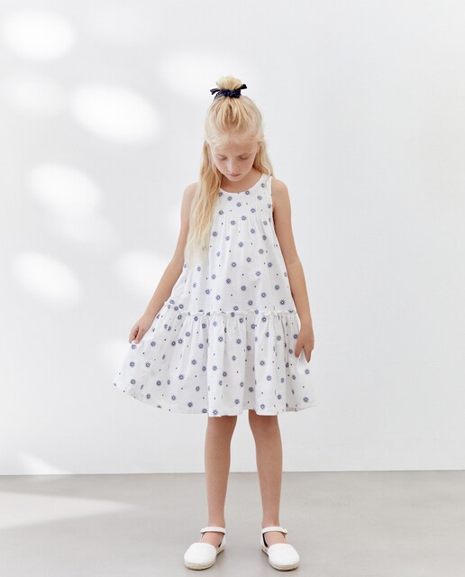 Imagem 0 de Vestido sem Mangas e com Estampado de Fantasia