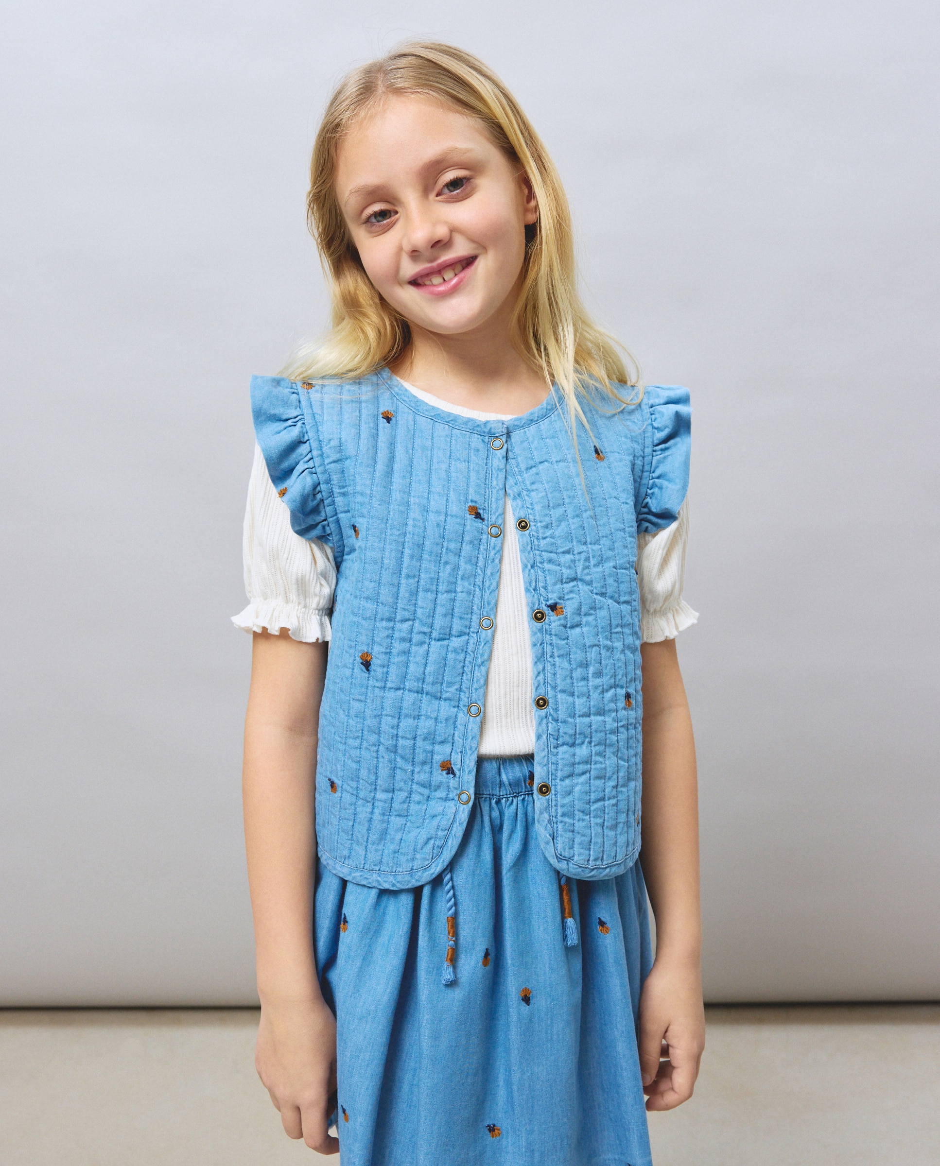 Colete de Algodão Acolchoado com Estampado Bordado Azul-2