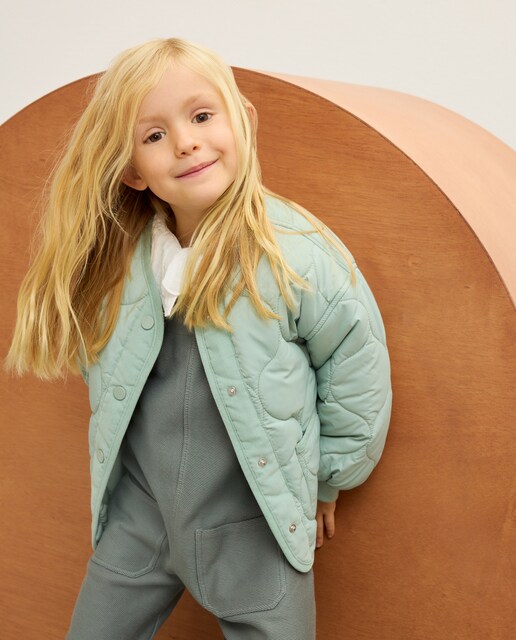 Imagen 0 de Deportiva guateada ondas y vivos de micropana a tono de niña