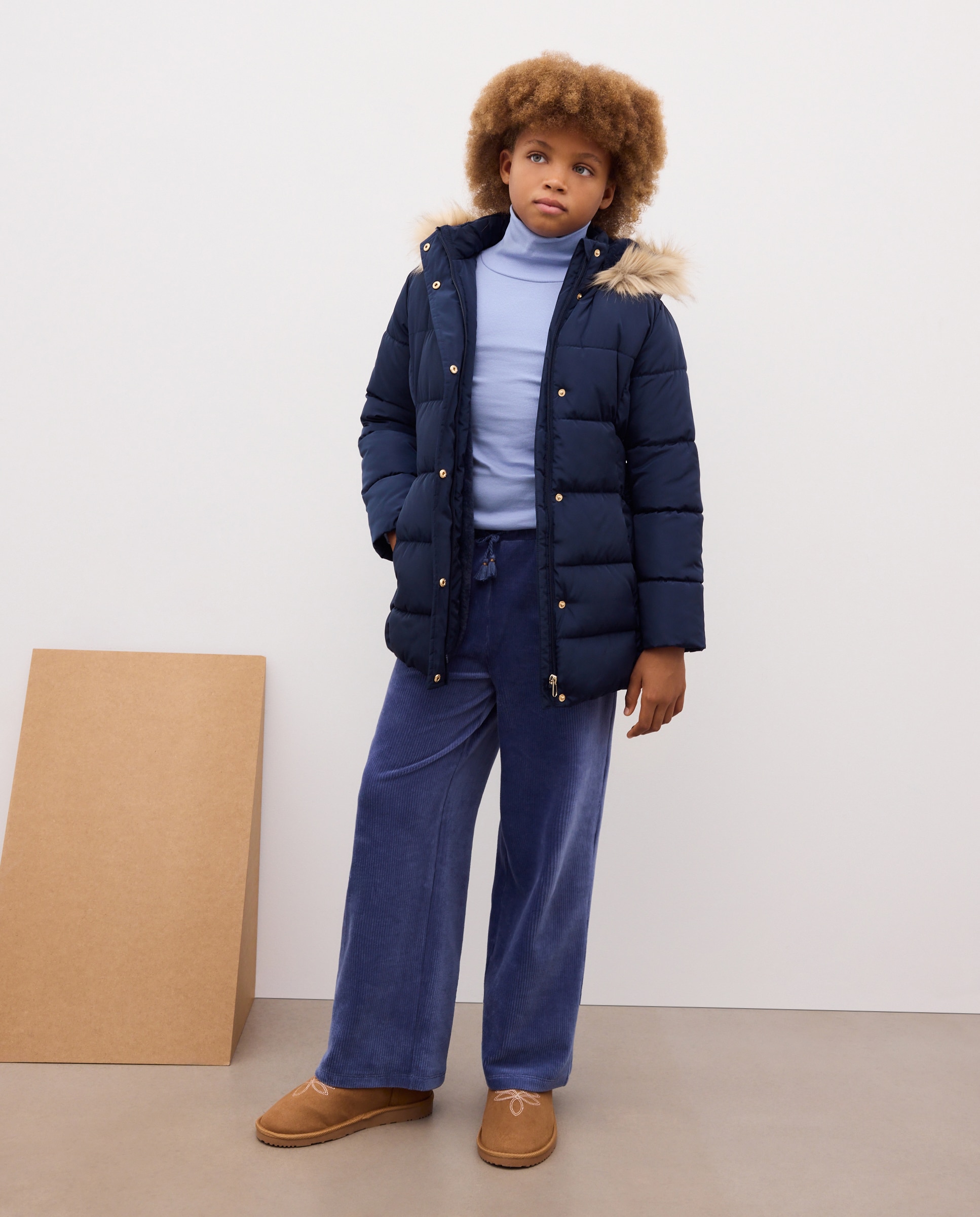 Imagen 2 de Parka larga lisa con cinturón de niña - Kids El Corte Inglés - Azul marino Azul marino