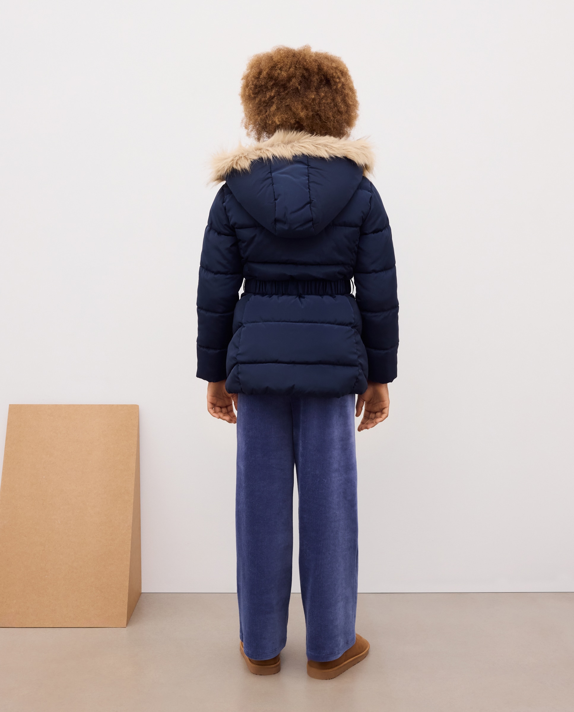 Imagen 3 de Parka larga lisa con cinturón de niña - Kids El Corte Inglés - Azul marino Azul marino