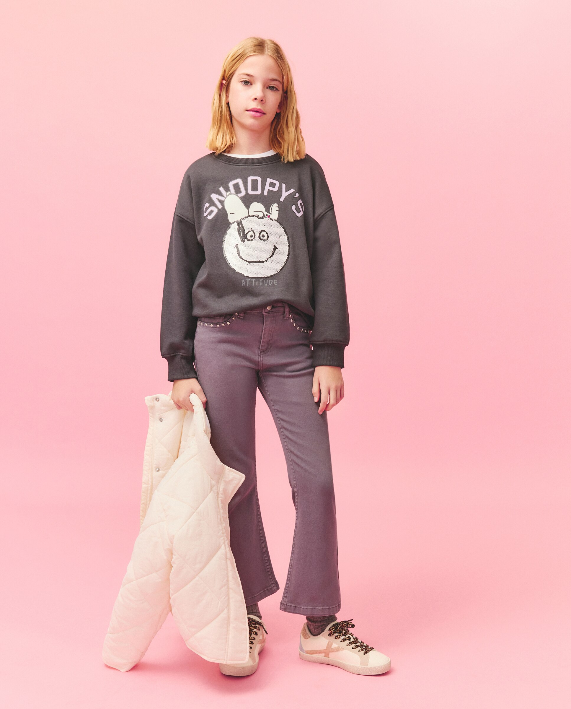 Sweatshirt de Decote Redondo com Estampado Posicional Snoopy Smiley e Lantejoulas Reversíveis Kids El Corte Inglés 830 Antracite-2