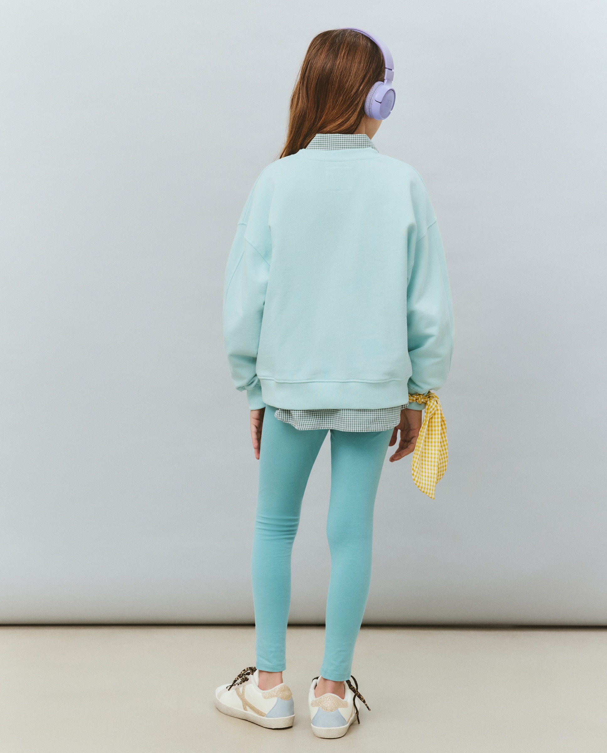 Sweatshirt de Decote Redondo com Estampado Posicional Stitch Aloha com Glitter 582 Verde Água-3