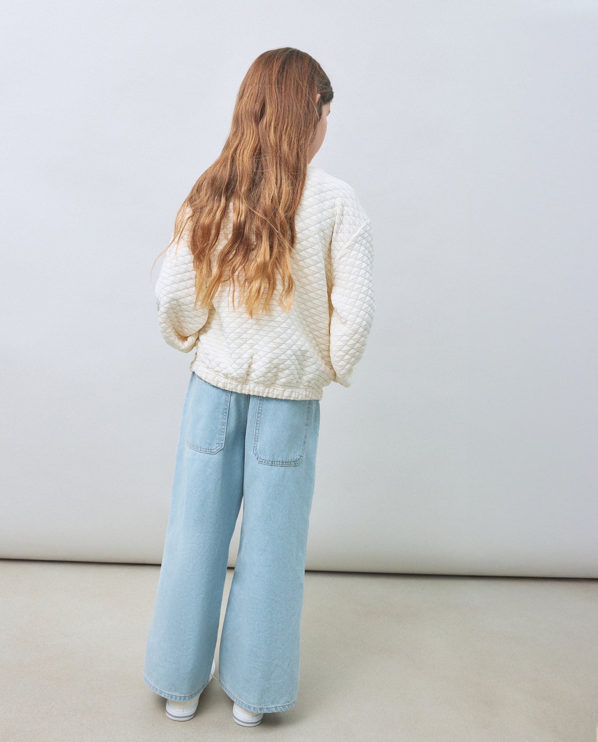 Sweatshirt Tipo Blusão Acolchoado com Risca de Fio Metalizado Branco-3