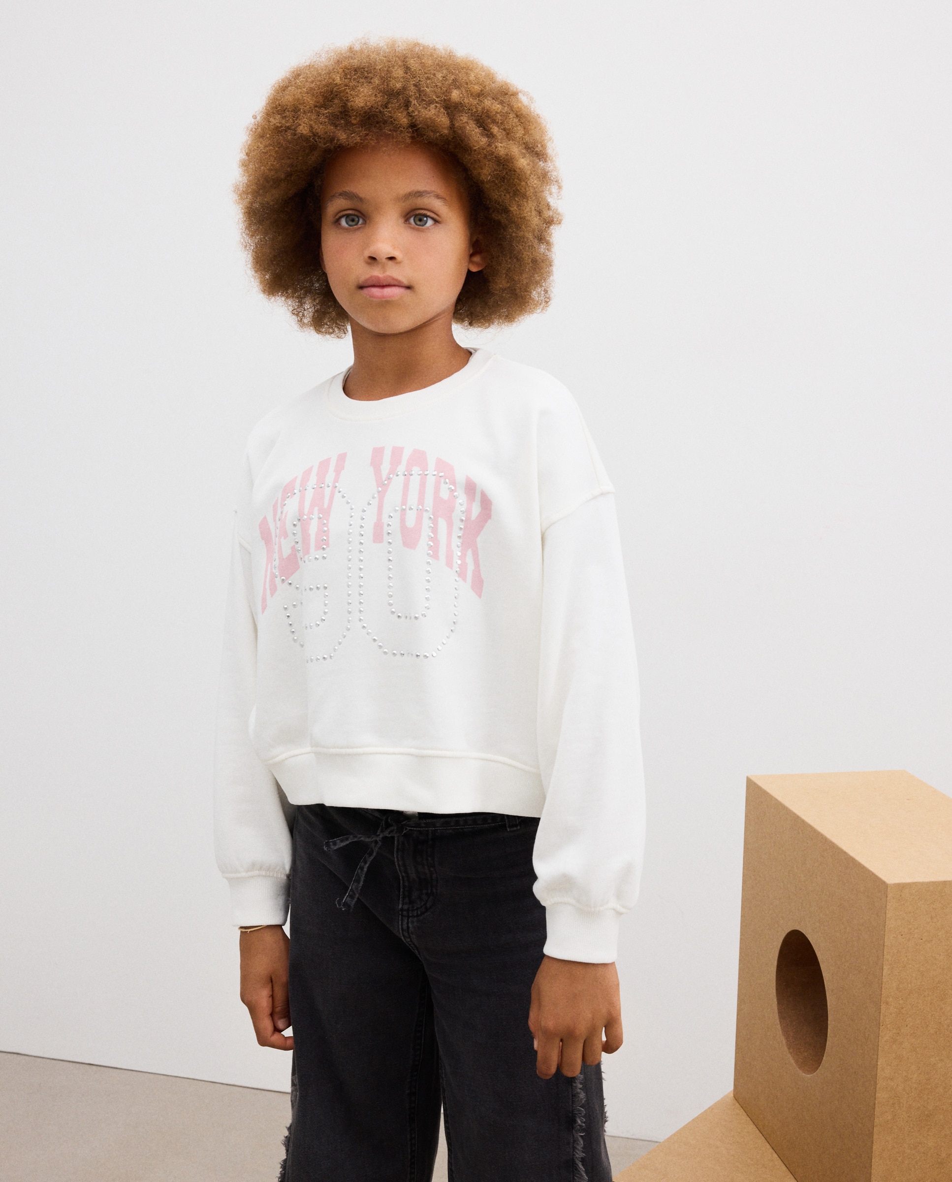 Sudadera de niña cuello caja print posicional con studs - Kids El Corte Inglés - 120 Crudo 120 Crudo-2