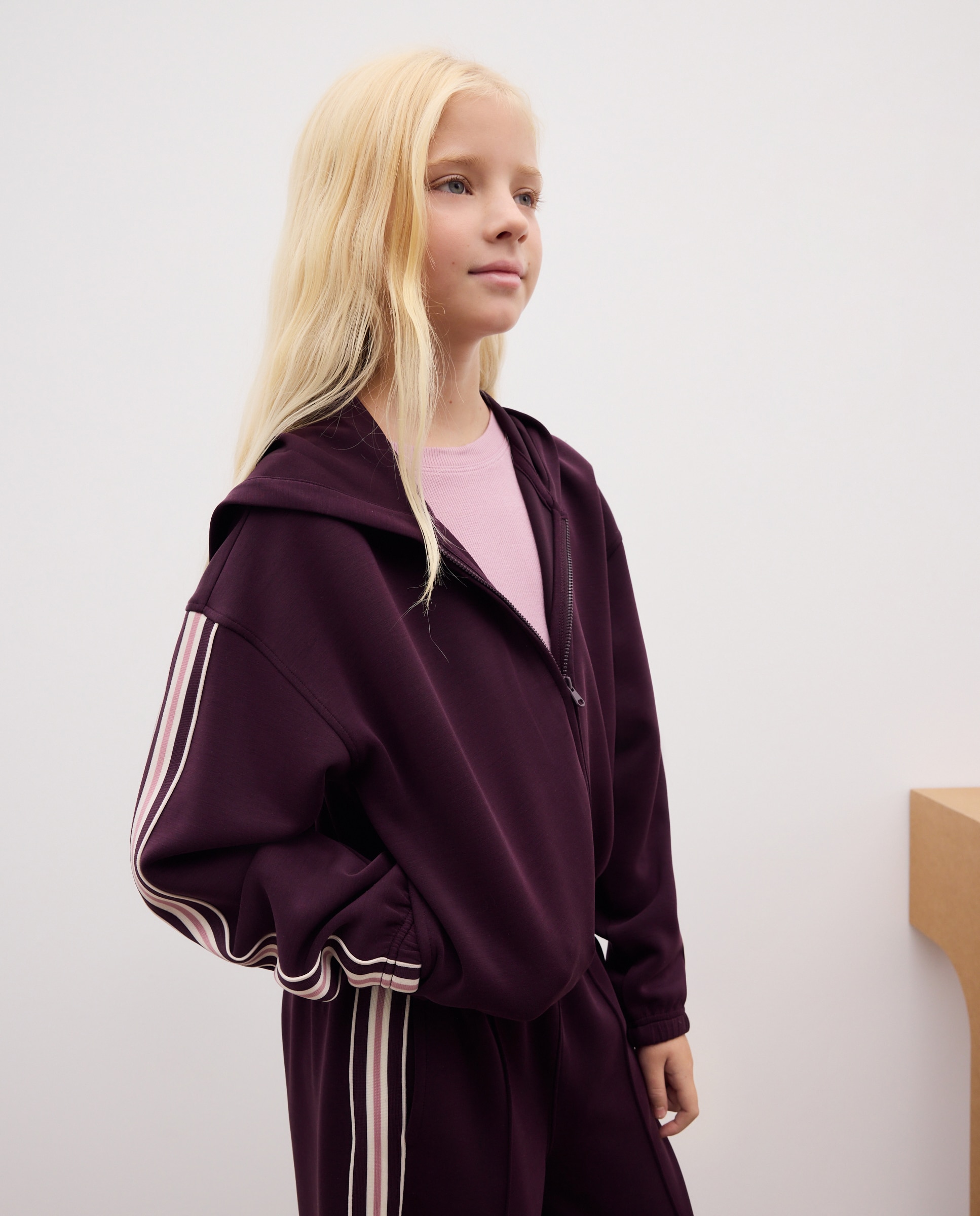 Sudadera modal abierta con capucha y detalle en mangas de niña - Kids El Corte Inglés - Burdeos Burdeos-1