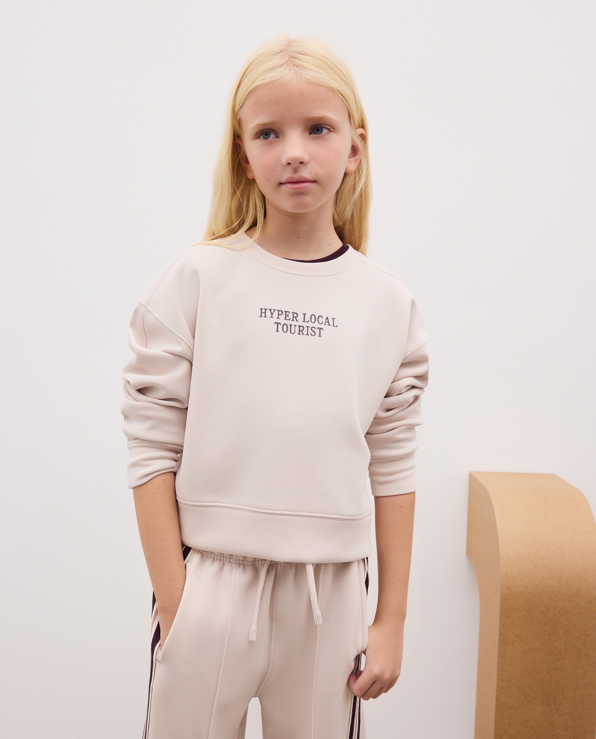 Sudadera modal cuello caja lisa con pequeño print tone to tone de niña - Kids El Corte Inglés - 120 Crudo 120 Crudo-1