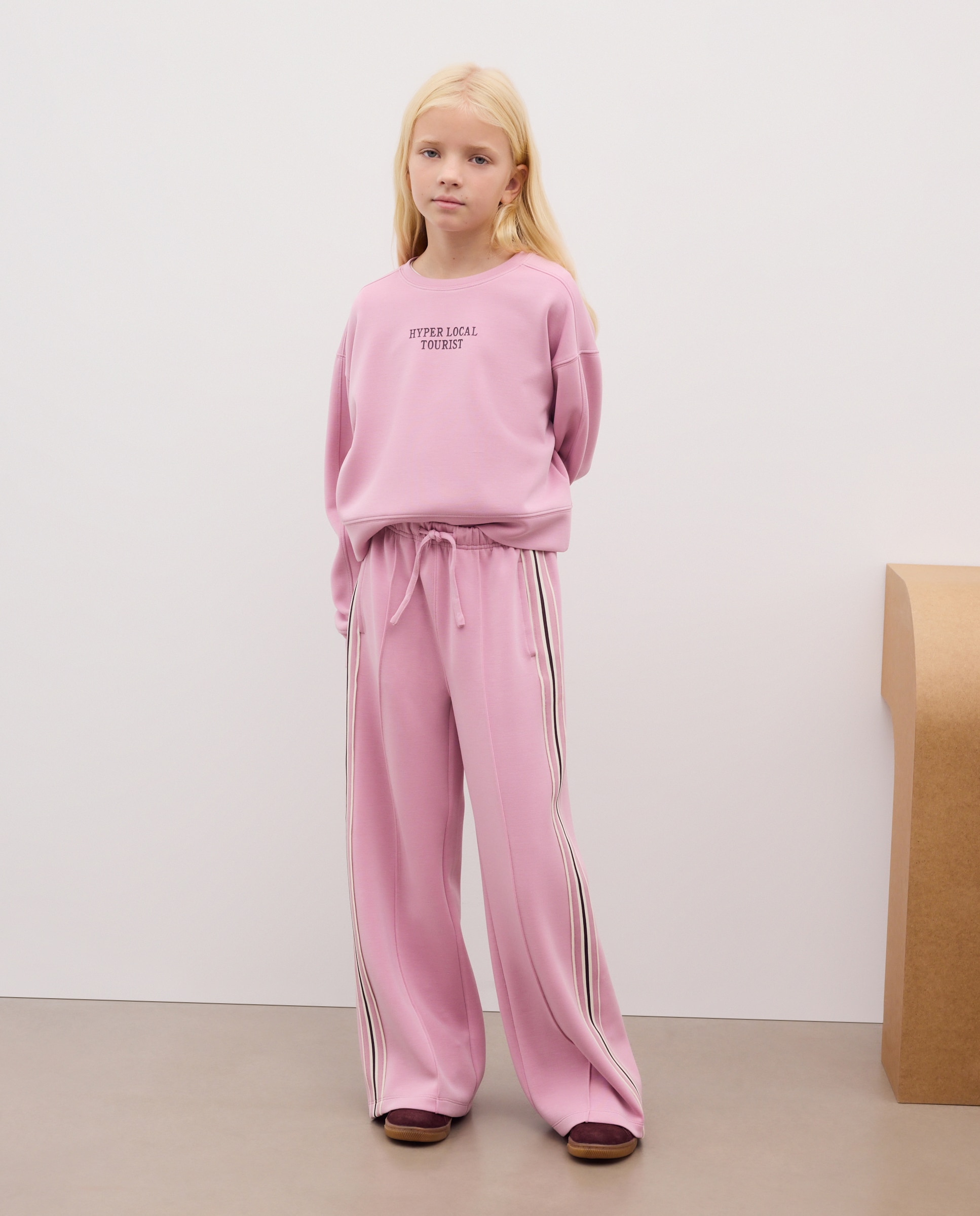 Sudadera modal cuello caja lisa con pequeño print tone to tone de niña - Kids El Corte Inglés - 282 Malva 282 Malva-2