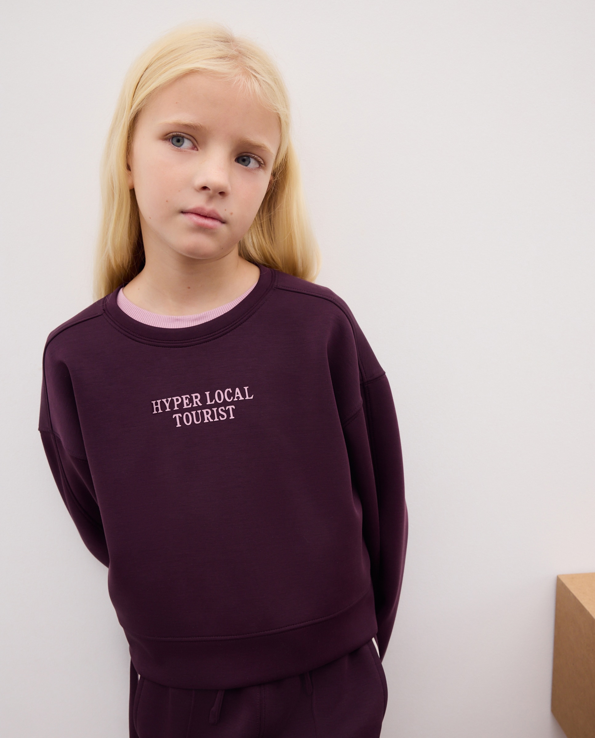 Sudadera modal cuello caja lisa con pequeño print tone to tone de niña - Kids El Corte Inglés - Burdeos Burdeos-1