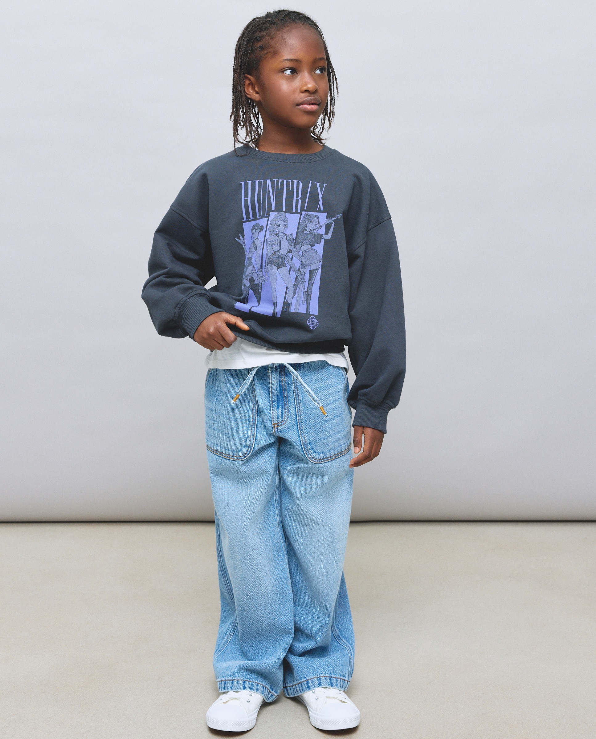 Imagem 0 de Sweatshirt de Decote Redondo com Estampado Posicional KPOP