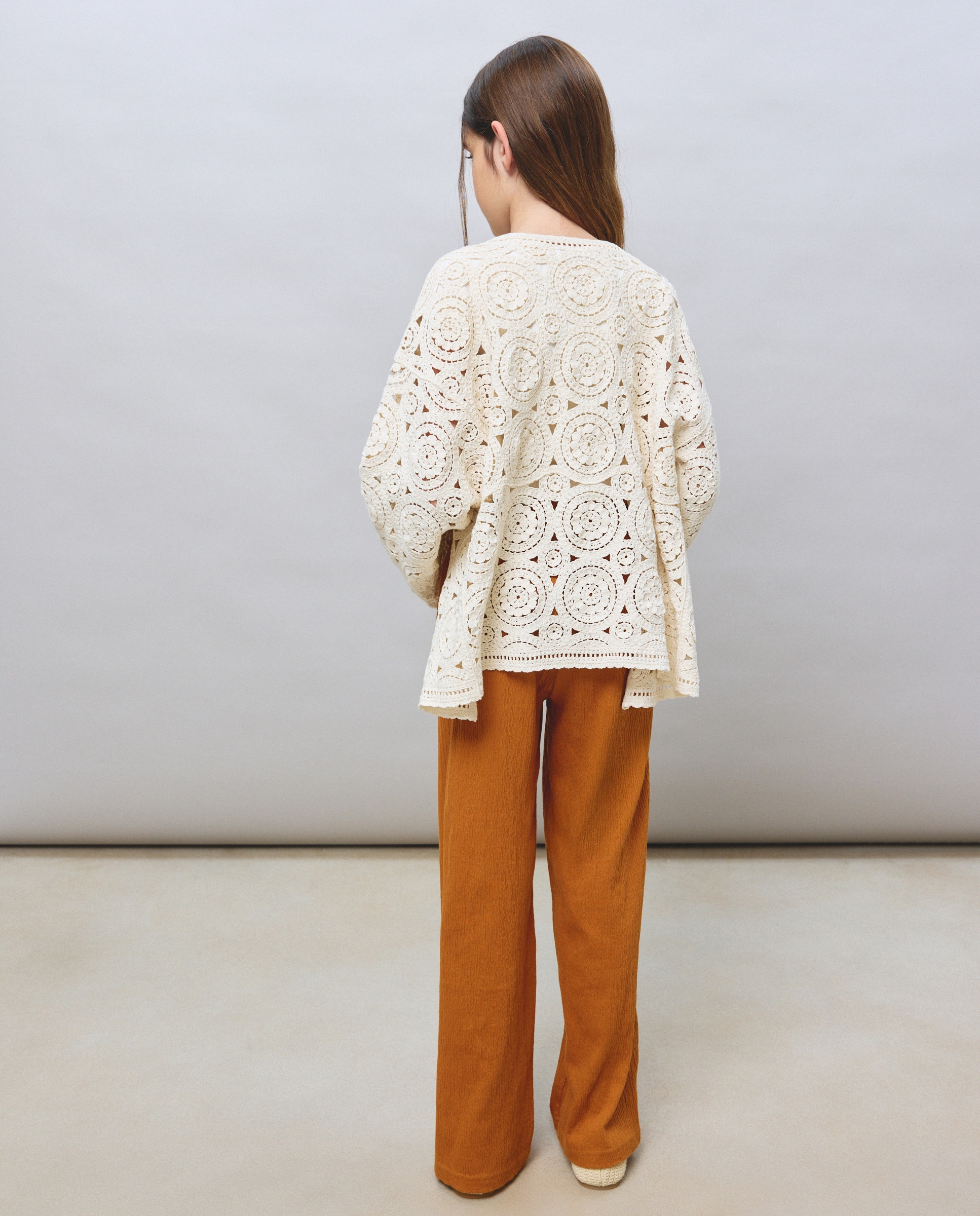 Casaco Tipo Kimono em Crochet 120 Cru-4