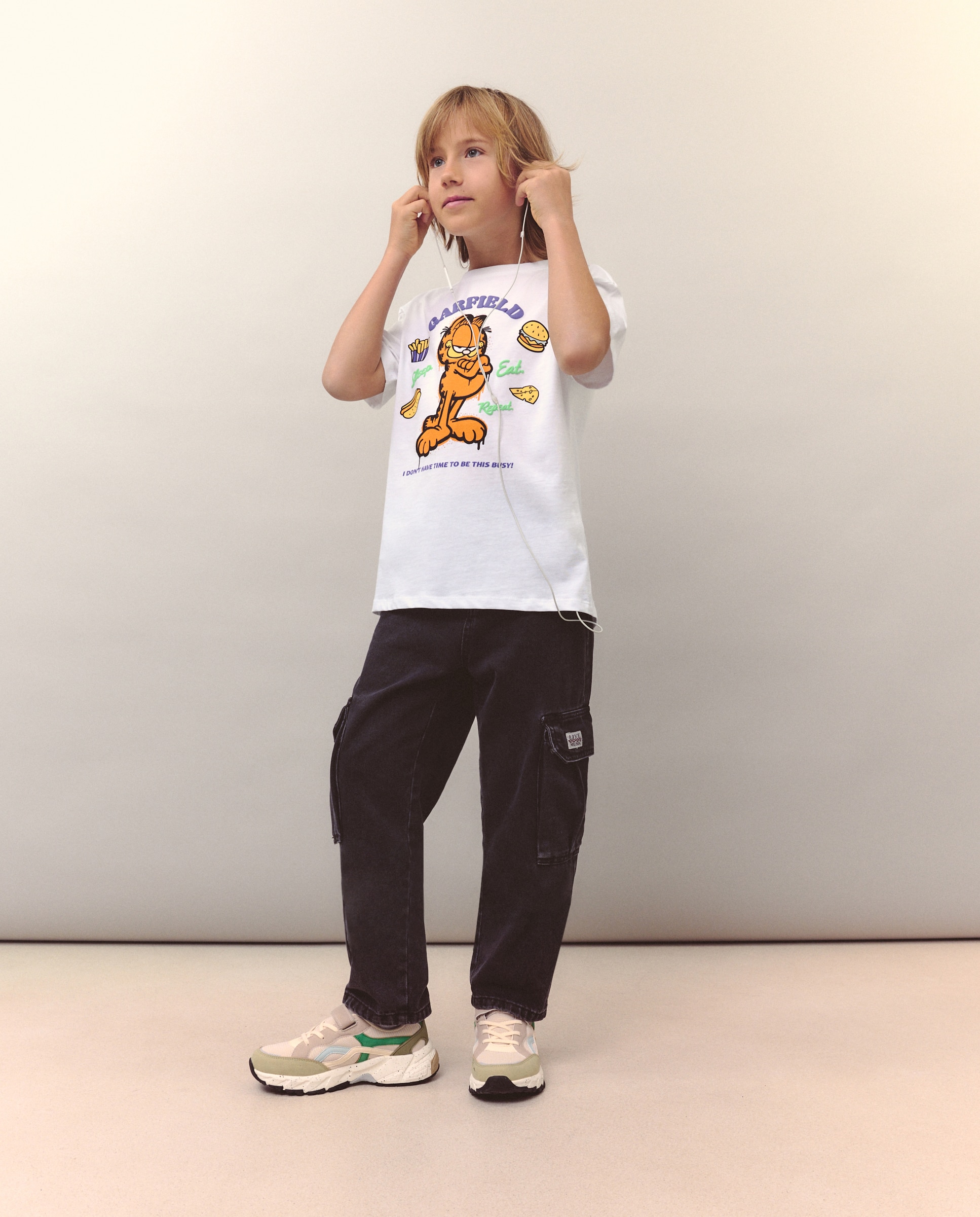 Imagem 0 de T-shirt de Manga Curta com Estampado Garfield