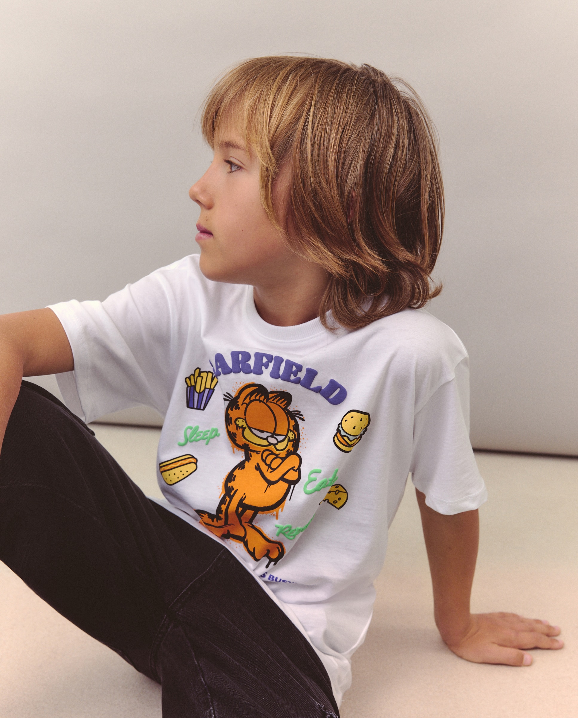 T-shirt de Manga Curta com Estampado Garfield Branco-2