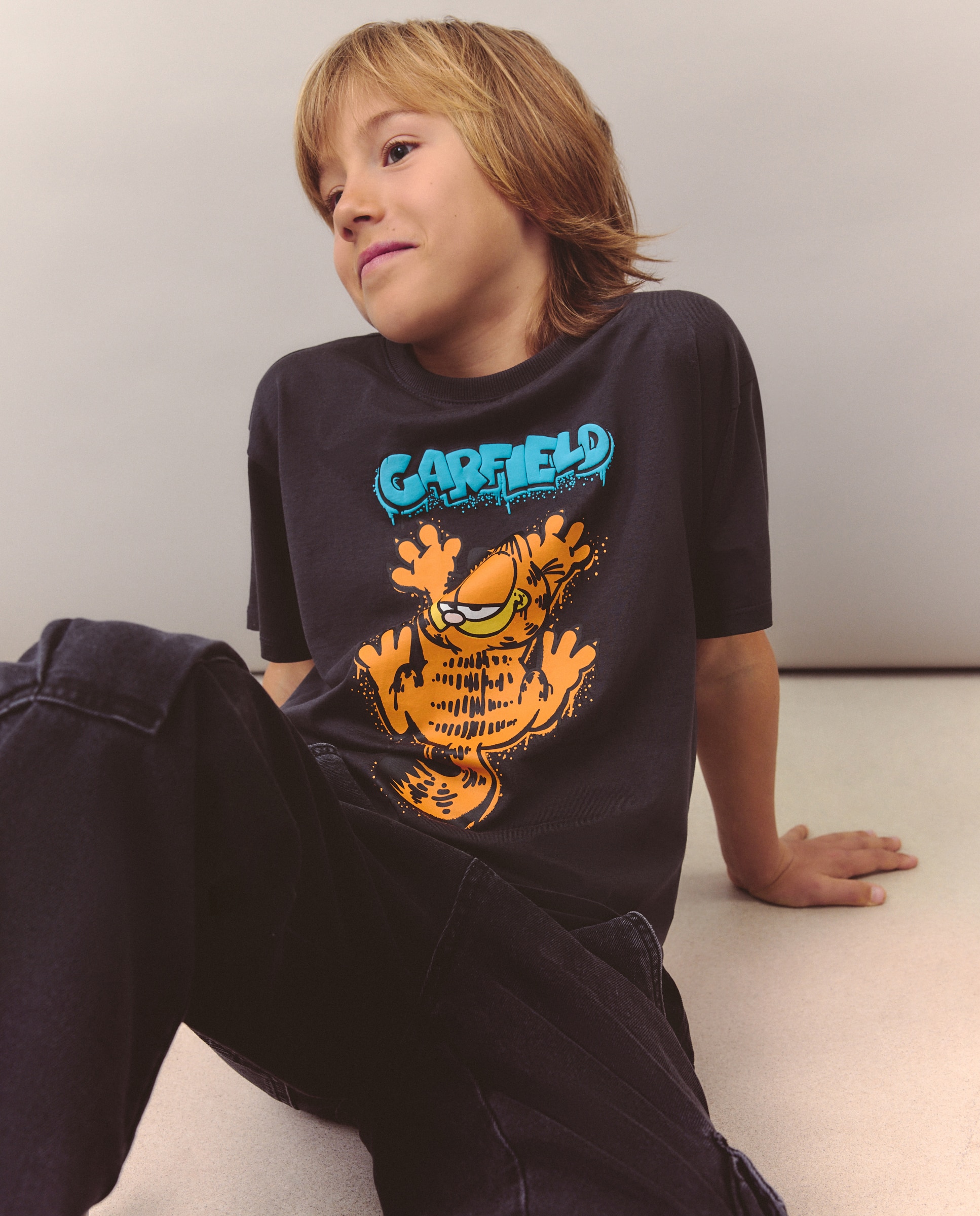 Imagem 0 de T-shirt de Manga Curta com Estampado Garfield