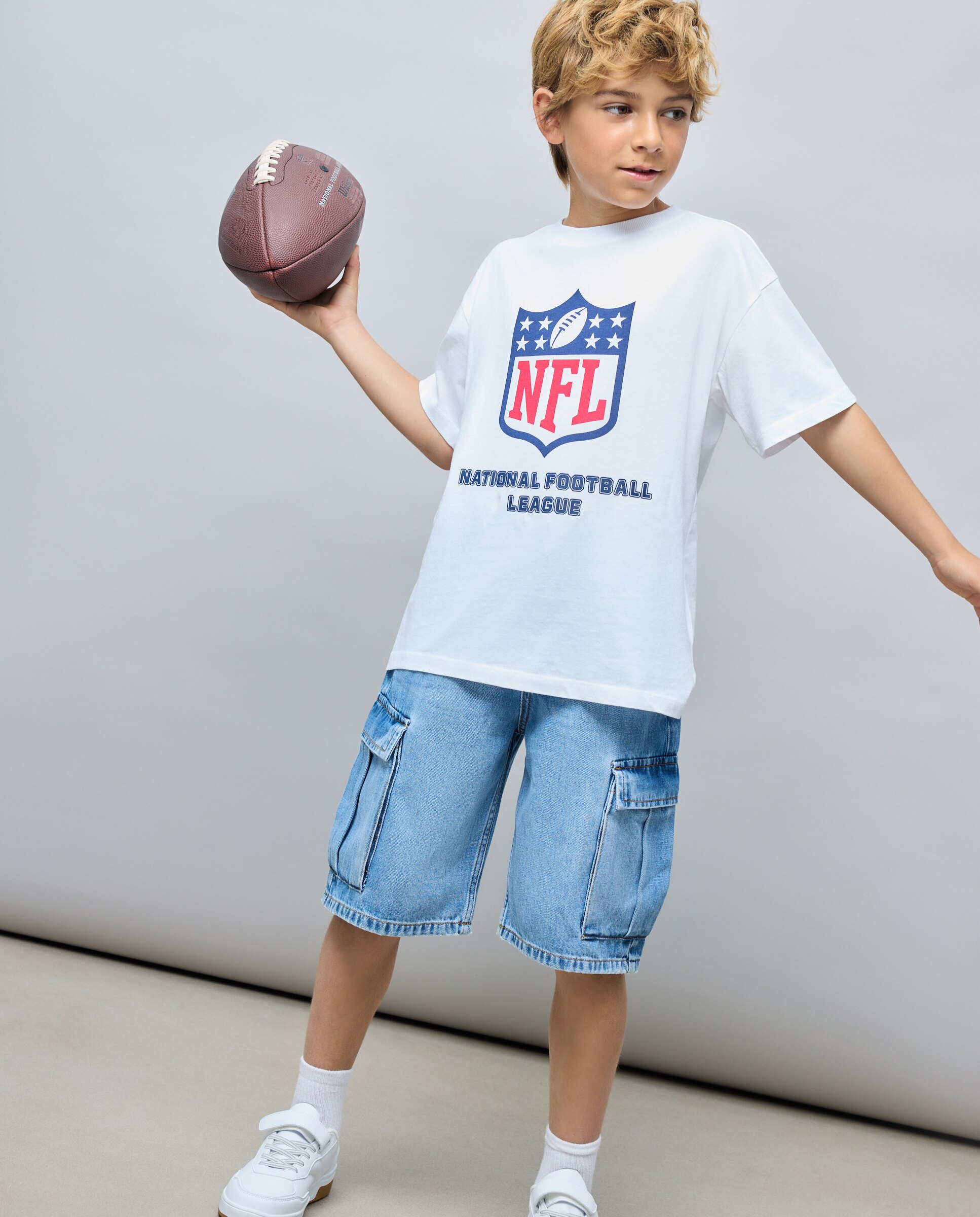 Imagen 1 de Camiseta manga corta licencia NFL logos de niño Blanco