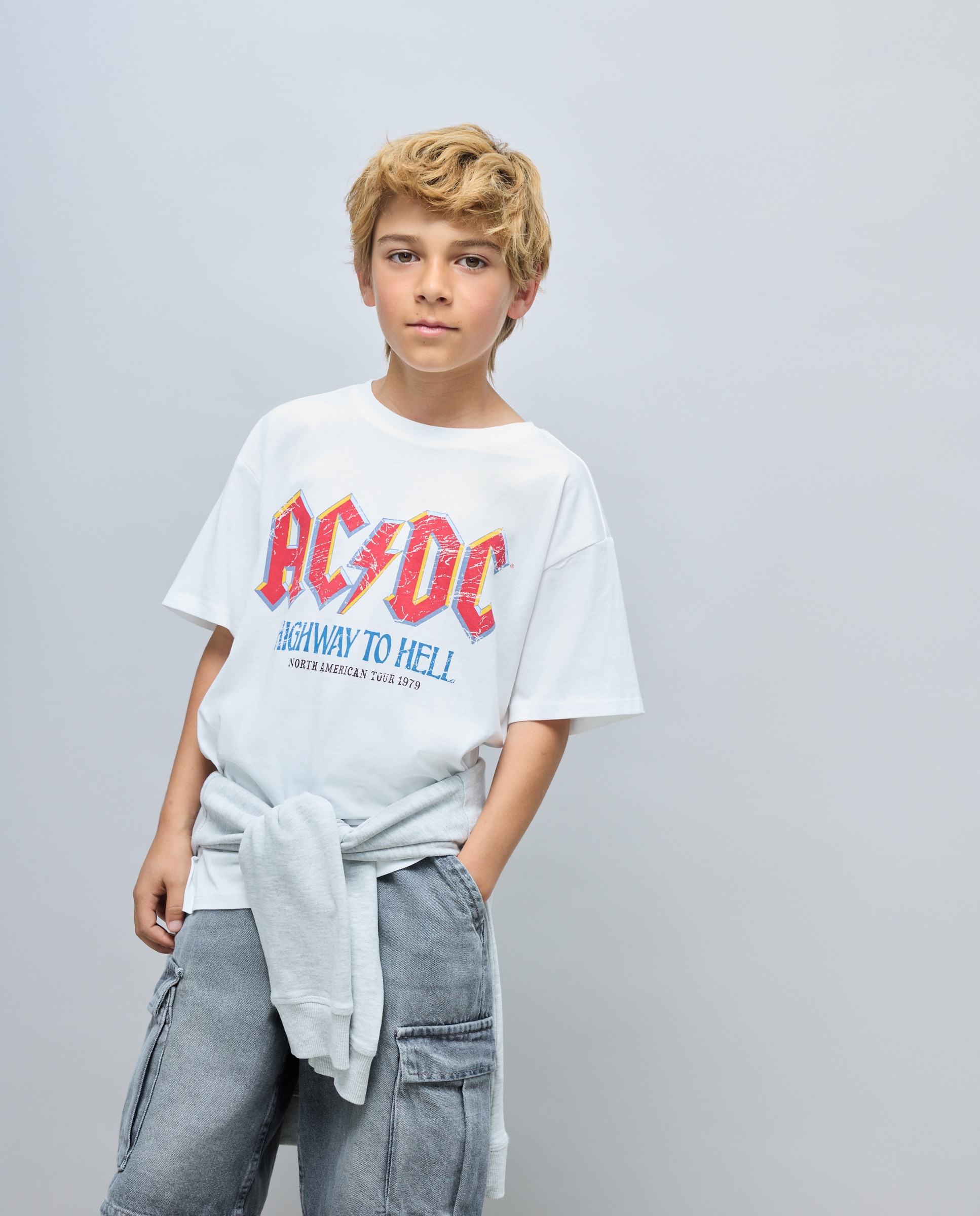 Imagen 0 de Camiseta de niño manga corta estampado ACDC Blanco