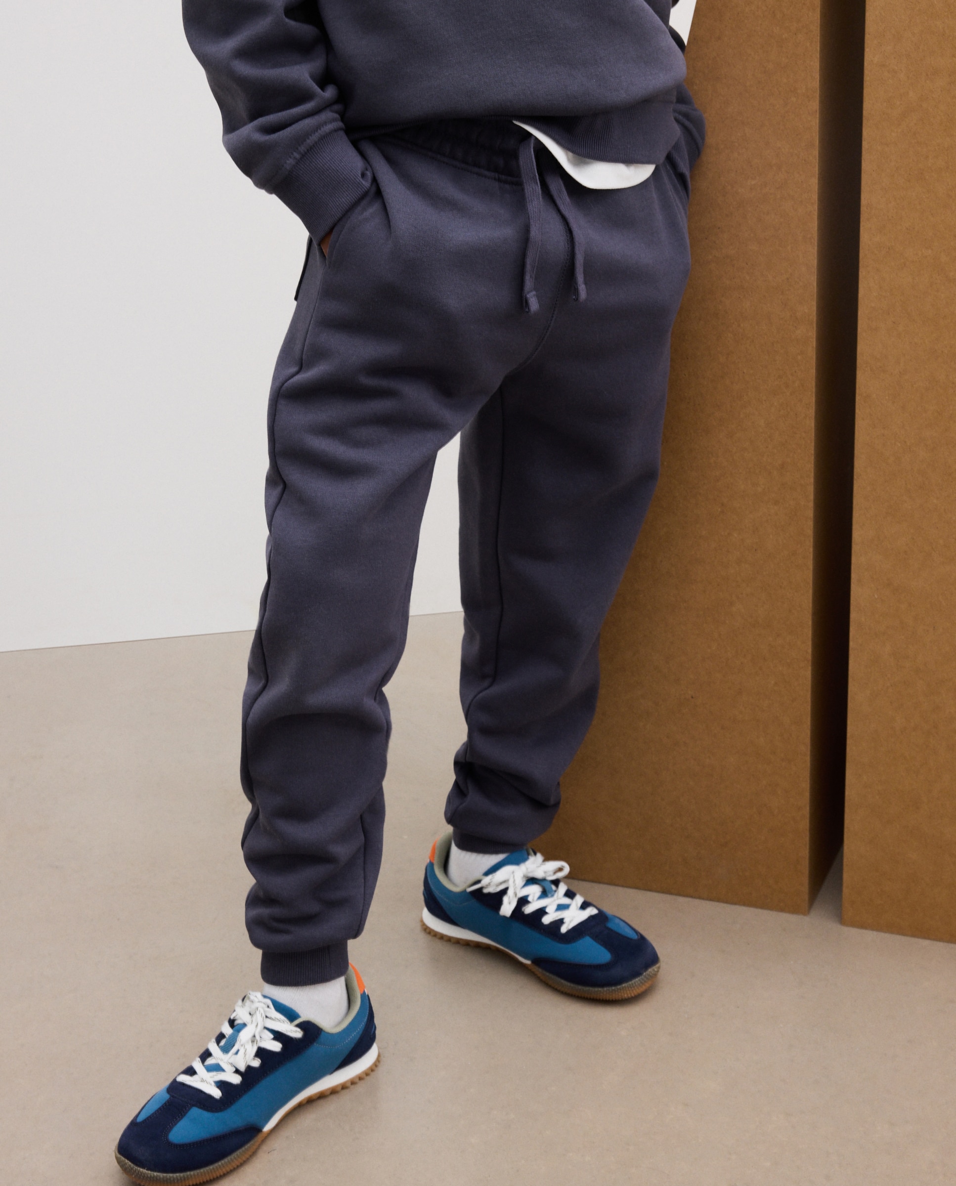 Imagen 2 de Pantalón de niño básico felpa liso - Kids El Corte Inglés - 830 Antracita 830 Antracita