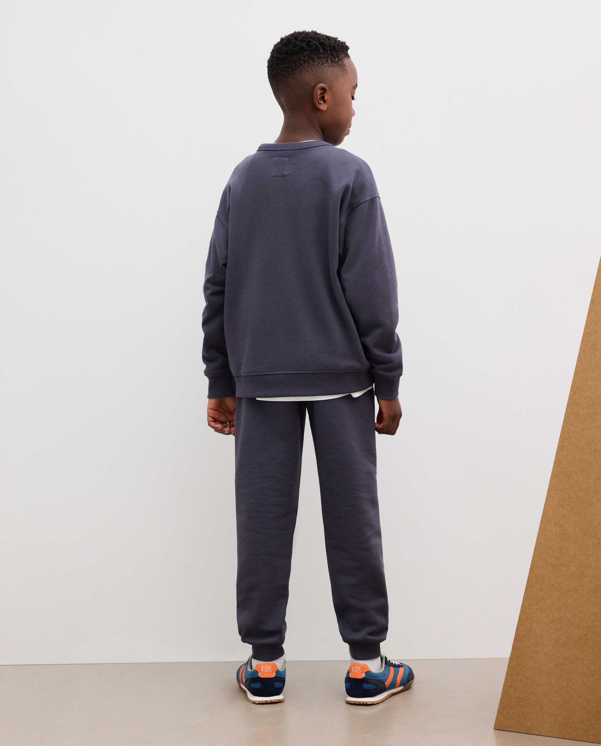Imagen 3 de Pantalón de niño básico felpa liso - Kids El Corte Inglés - 830 Antracita 830 Antracita