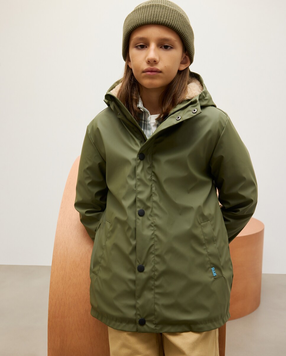 Parka Engomada com Forro de Pelo de Borrego Caqui-2