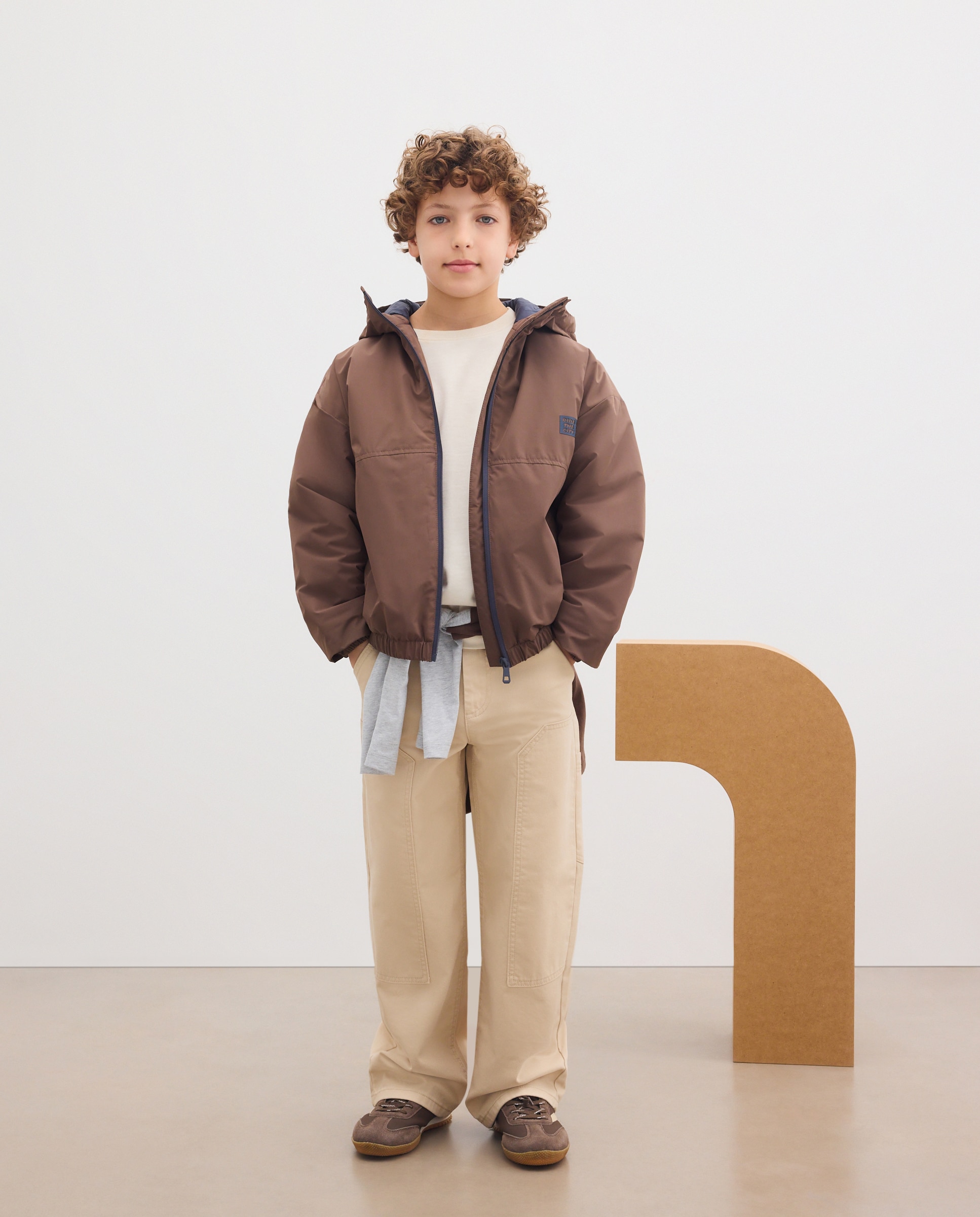 Parka ligera de niño con cortes en color liso - Kids El Corte Inglés - Marrón Marrón-2