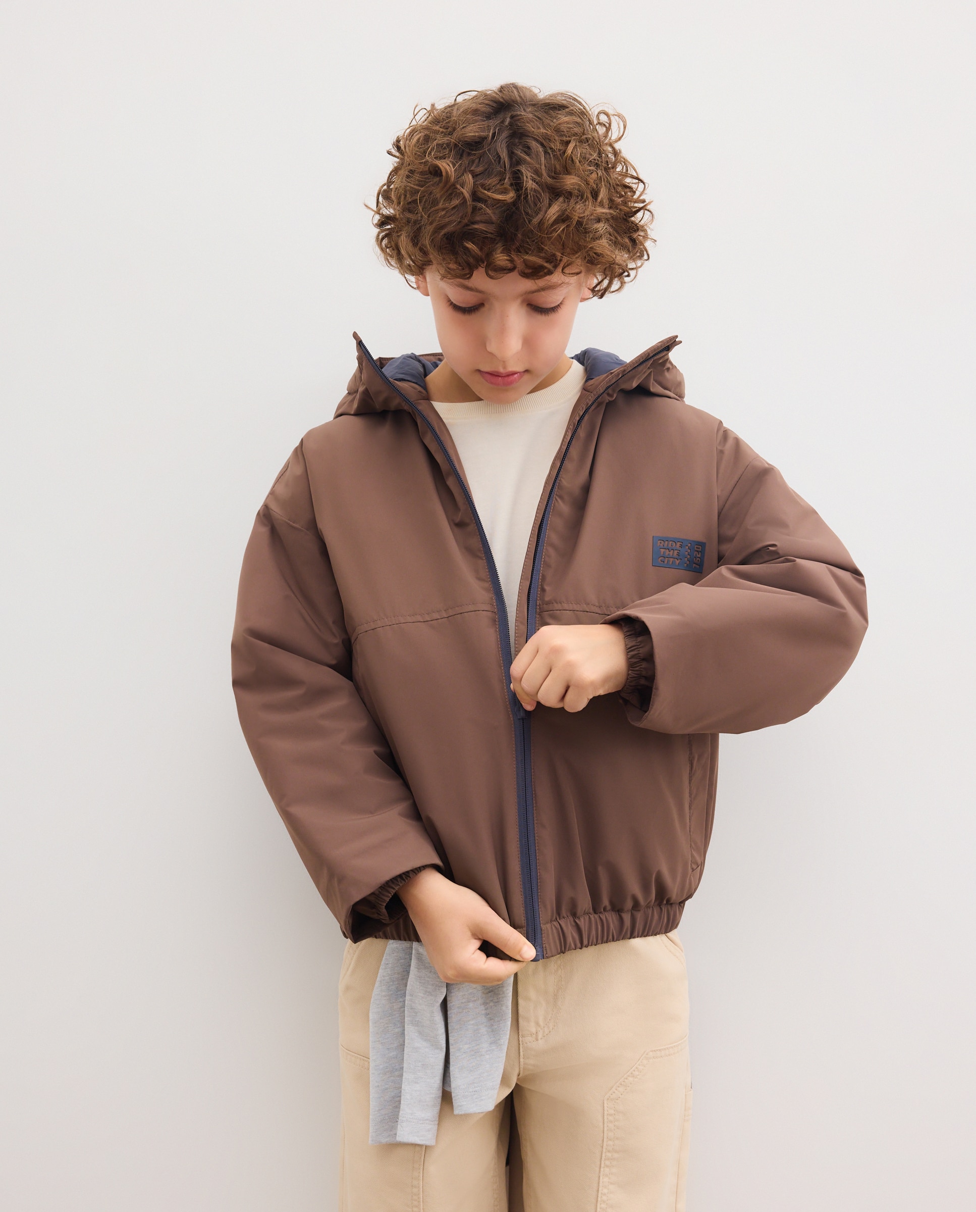 Parka ligera de niño con cortes en color liso - Kids El Corte Inglés - Marrón Marrón-5