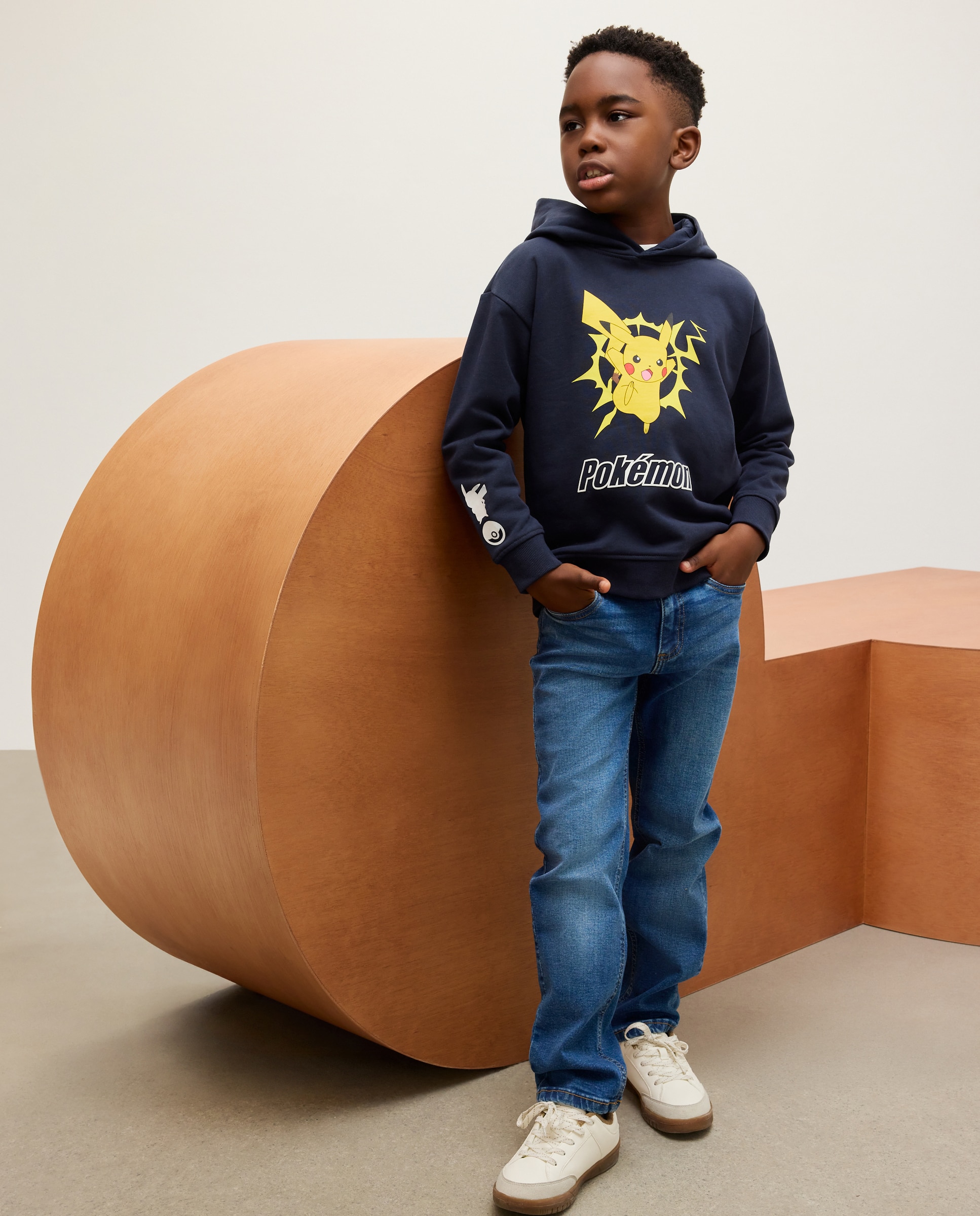 Sweatshirt Pokémon Fechada com Capuz Cinzento-2