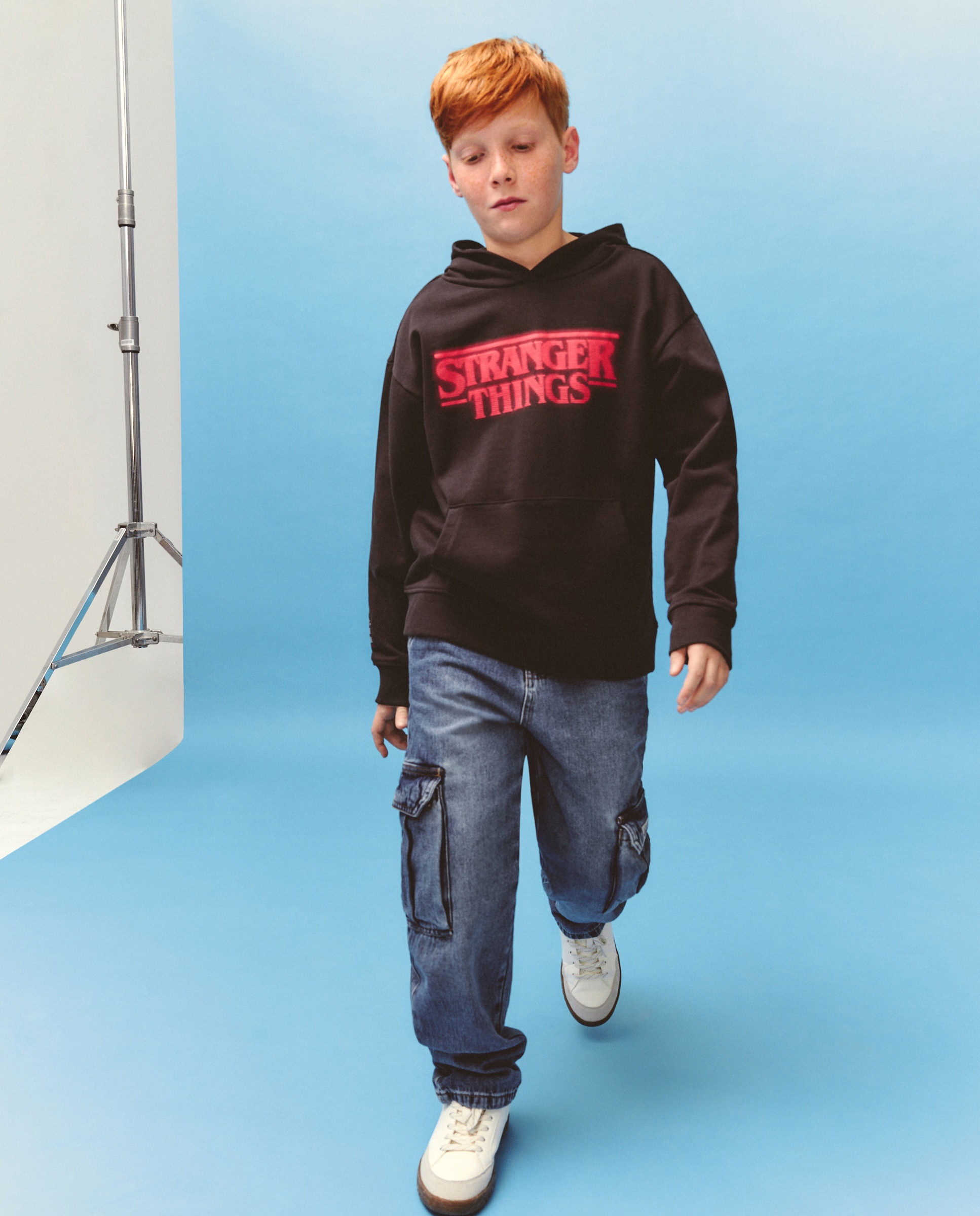 Sudadera cerrada con capucha Stranger Things de niño - Kids El Corte Inglés - Negro Negro-1