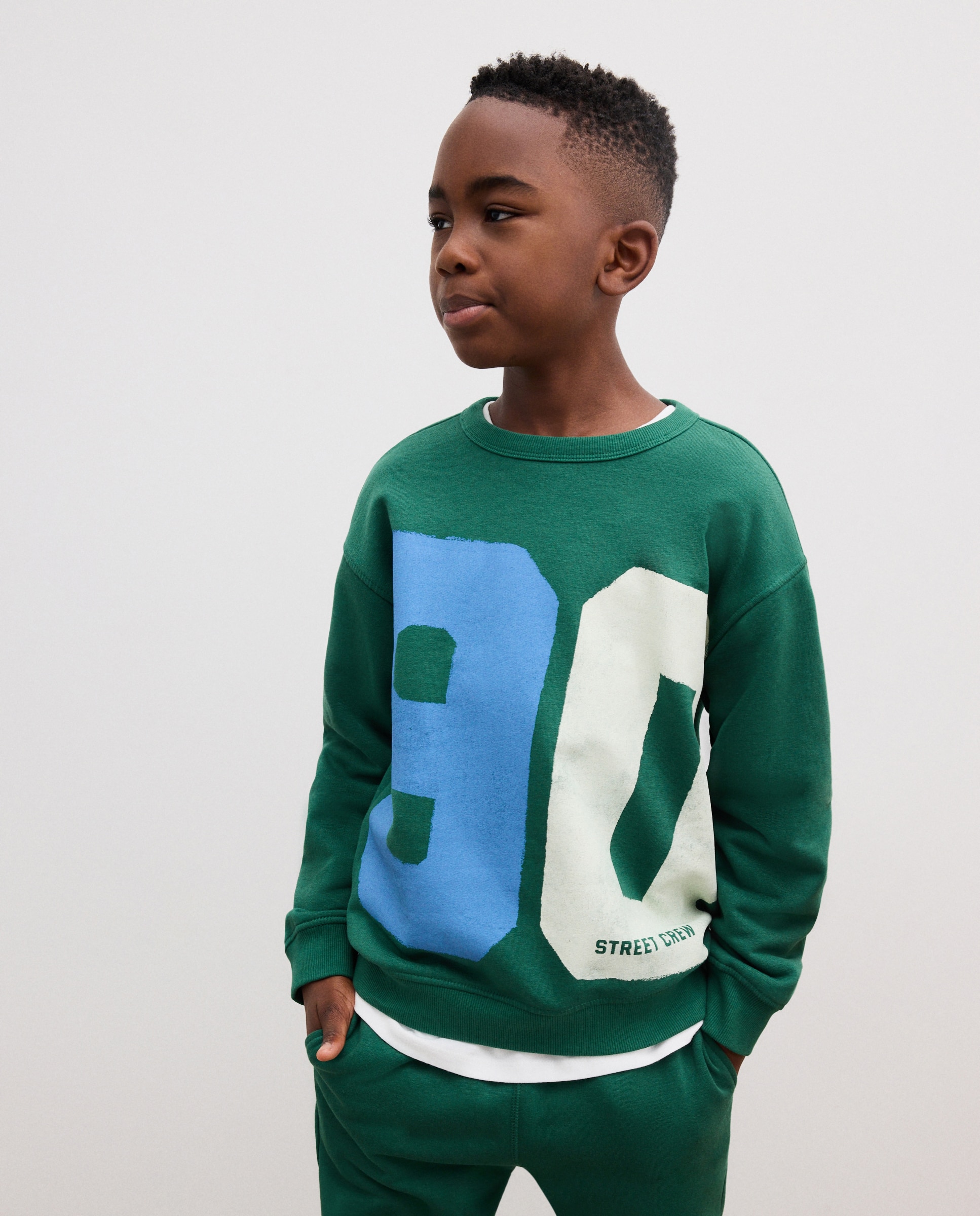 Imagem 0 de Sweatshirt Básica com Gola Redonda e Fantasia
