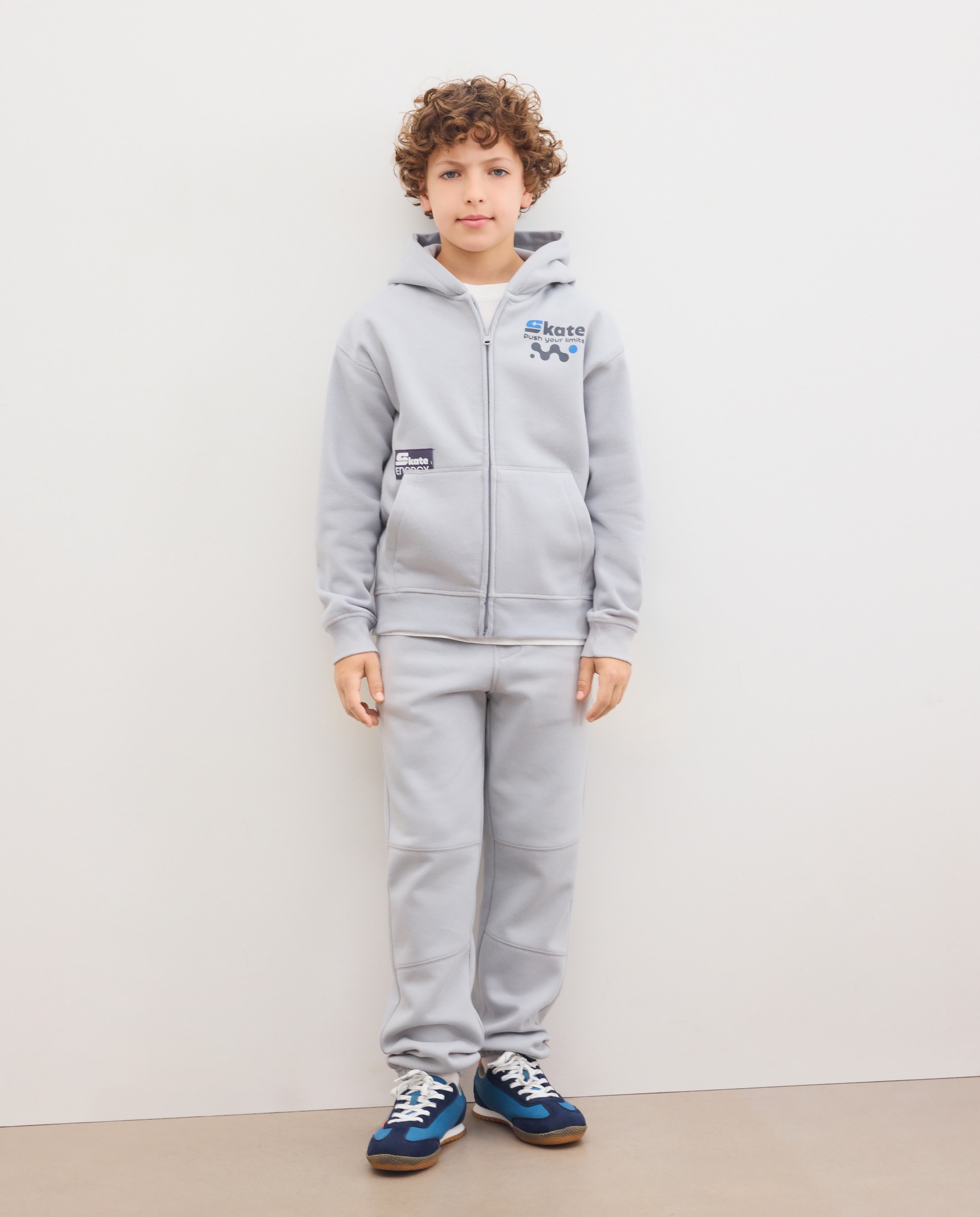 Sweatshirt Aberta com Capuz Preto-2