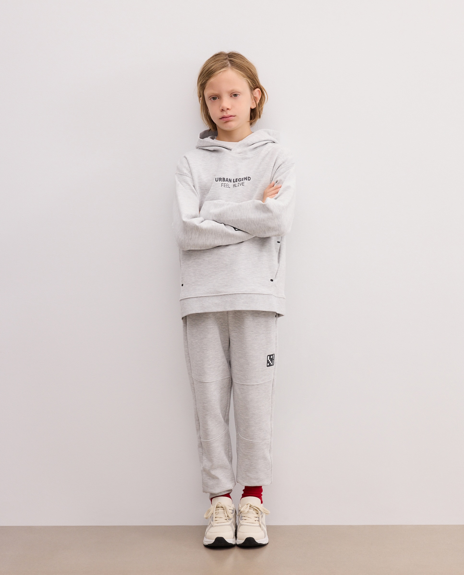 Sweatshirt Interlock Fechada com Capuz Preto-2