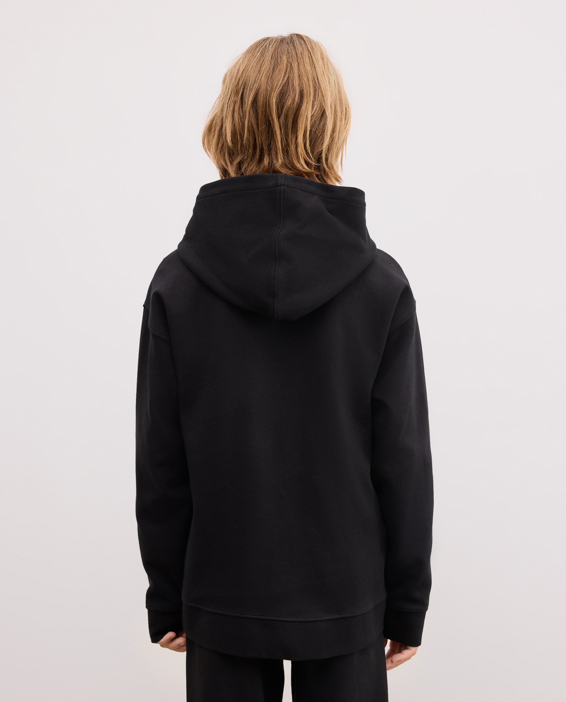 Sweatshirt Interlock Fechada com Capuz Preto-3