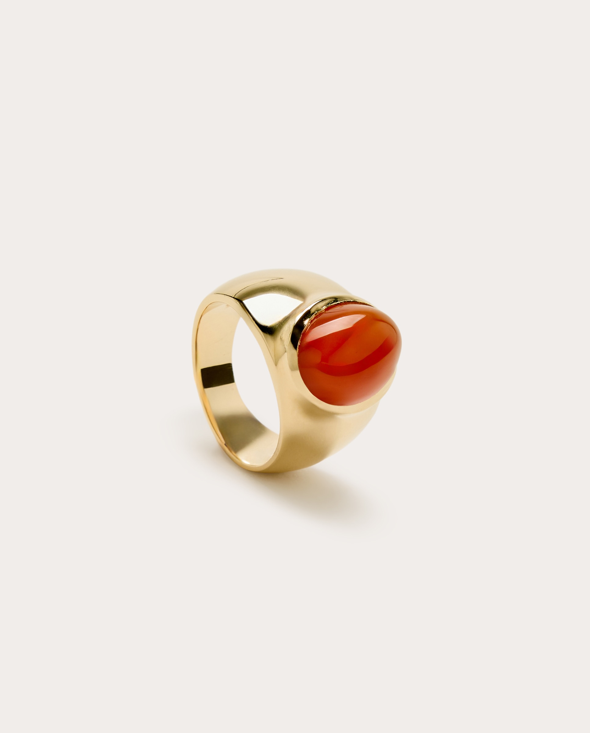 Imagen 1 de Anillo voluminoso con esfera Oro