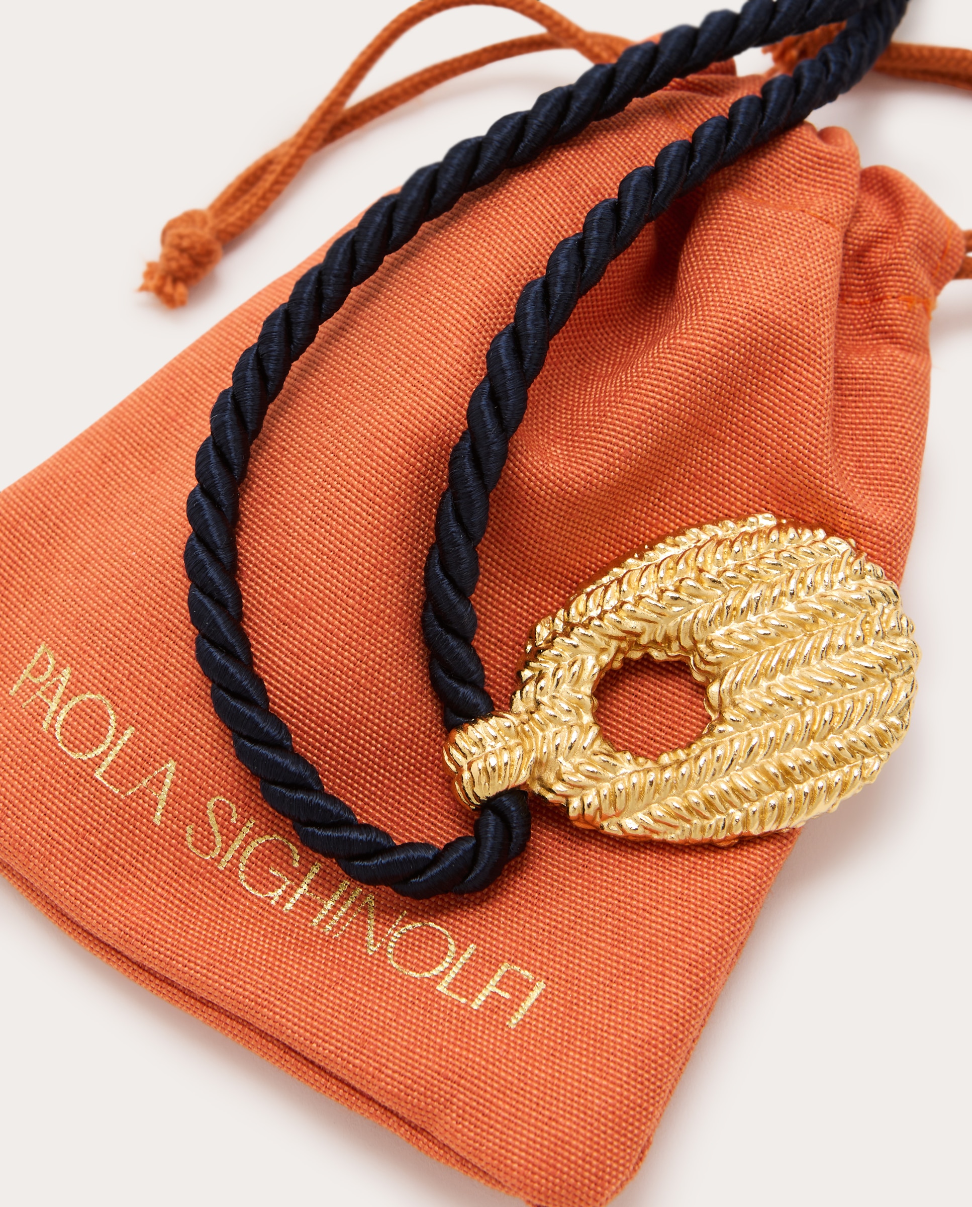 Colgante Manuela de metal dorado texturizado - Oro Oro-3