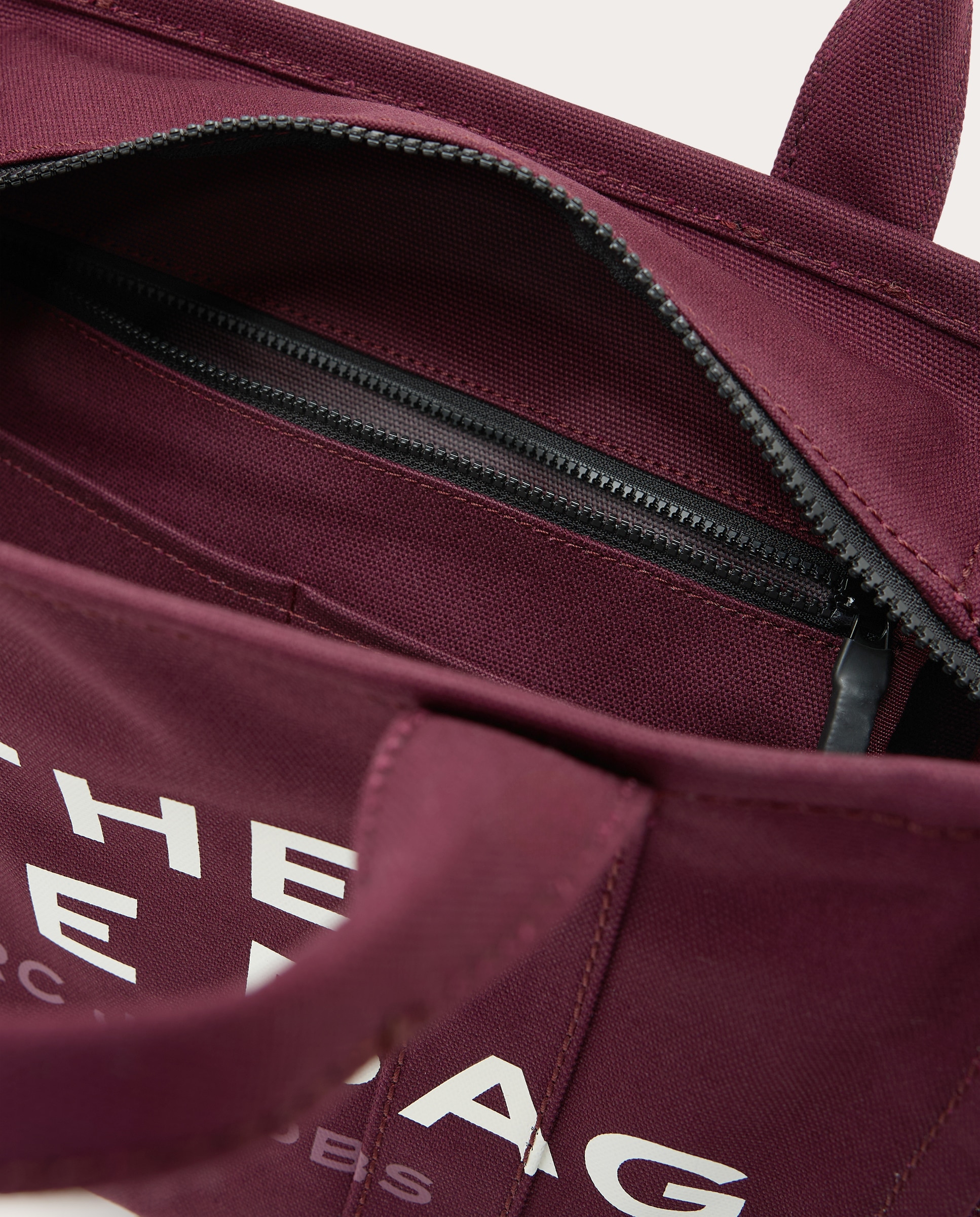 Mala Shopper Tipo Tote Medium em Tecido Bordeaux-4