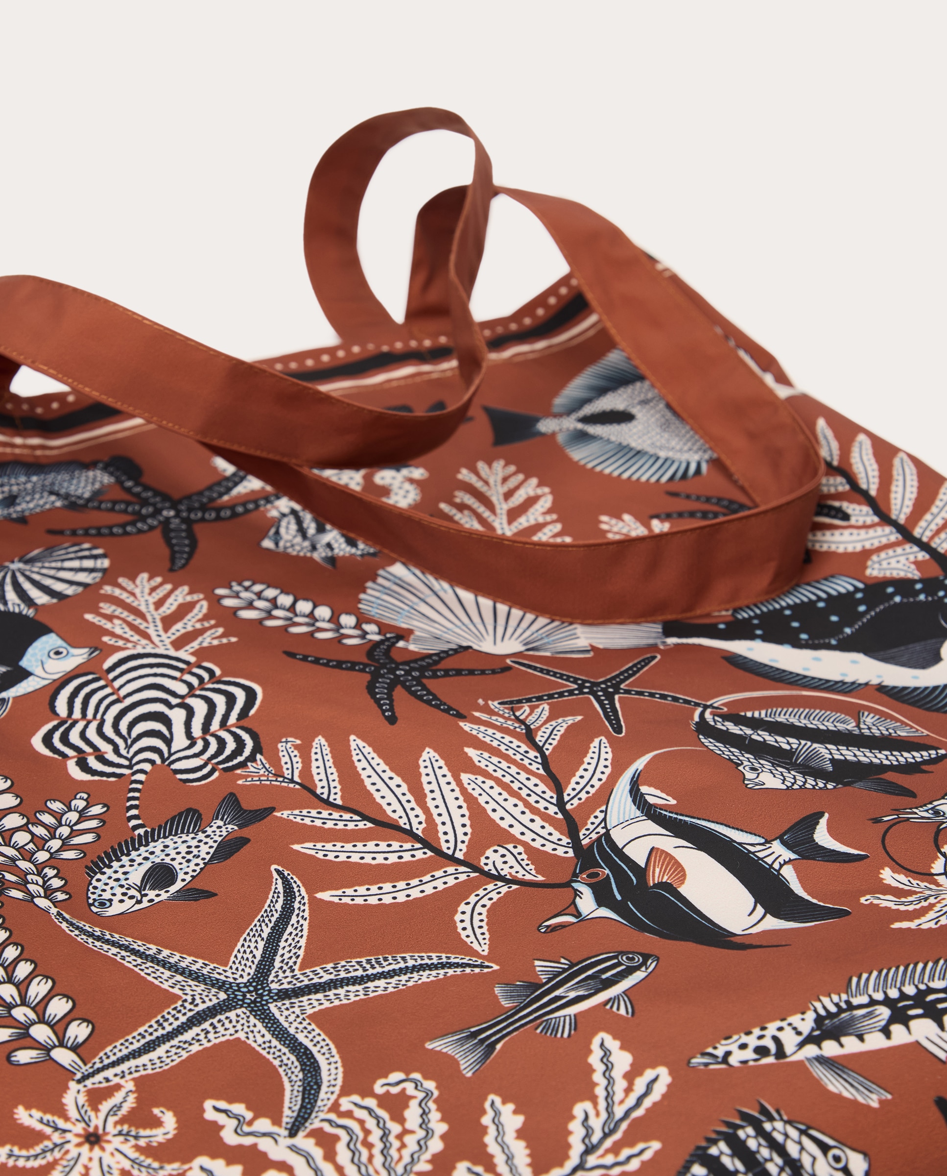 Mala Shopper Neptune Castanho-4