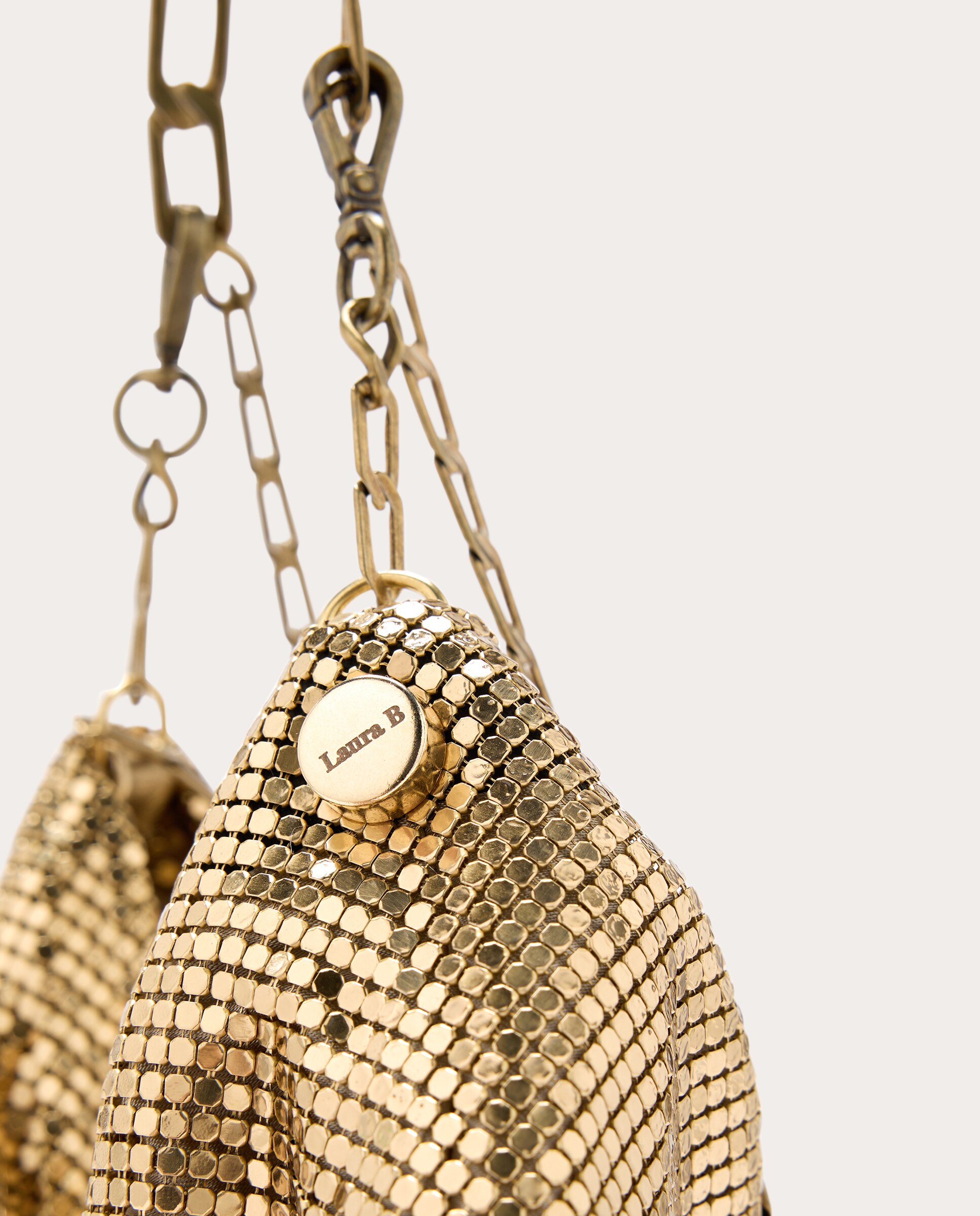 Imagen 5 de Bolso de mano Goldie Hand Metal - Oro Oro