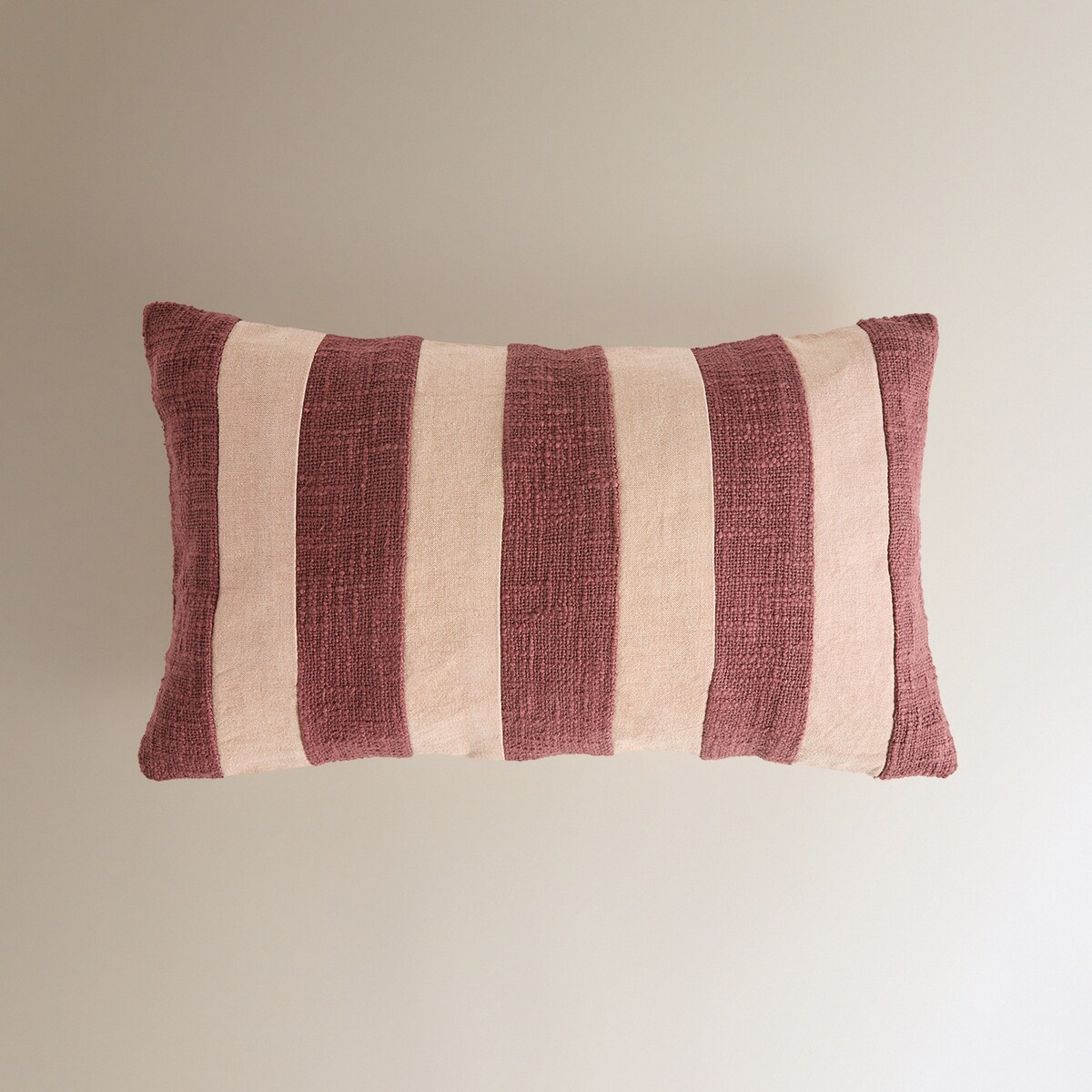 Capa de Almofada Tyler Castanho-2