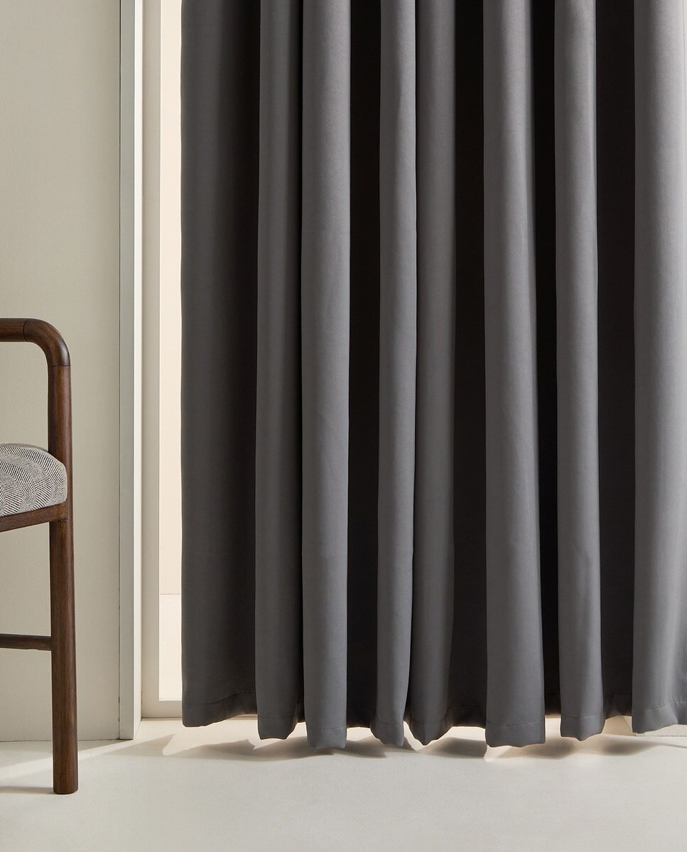 Cortina confeccionada con ollados Black Out XL El Corte Inglés - Gris marengo 280 x 300 cm Gris marengo-1