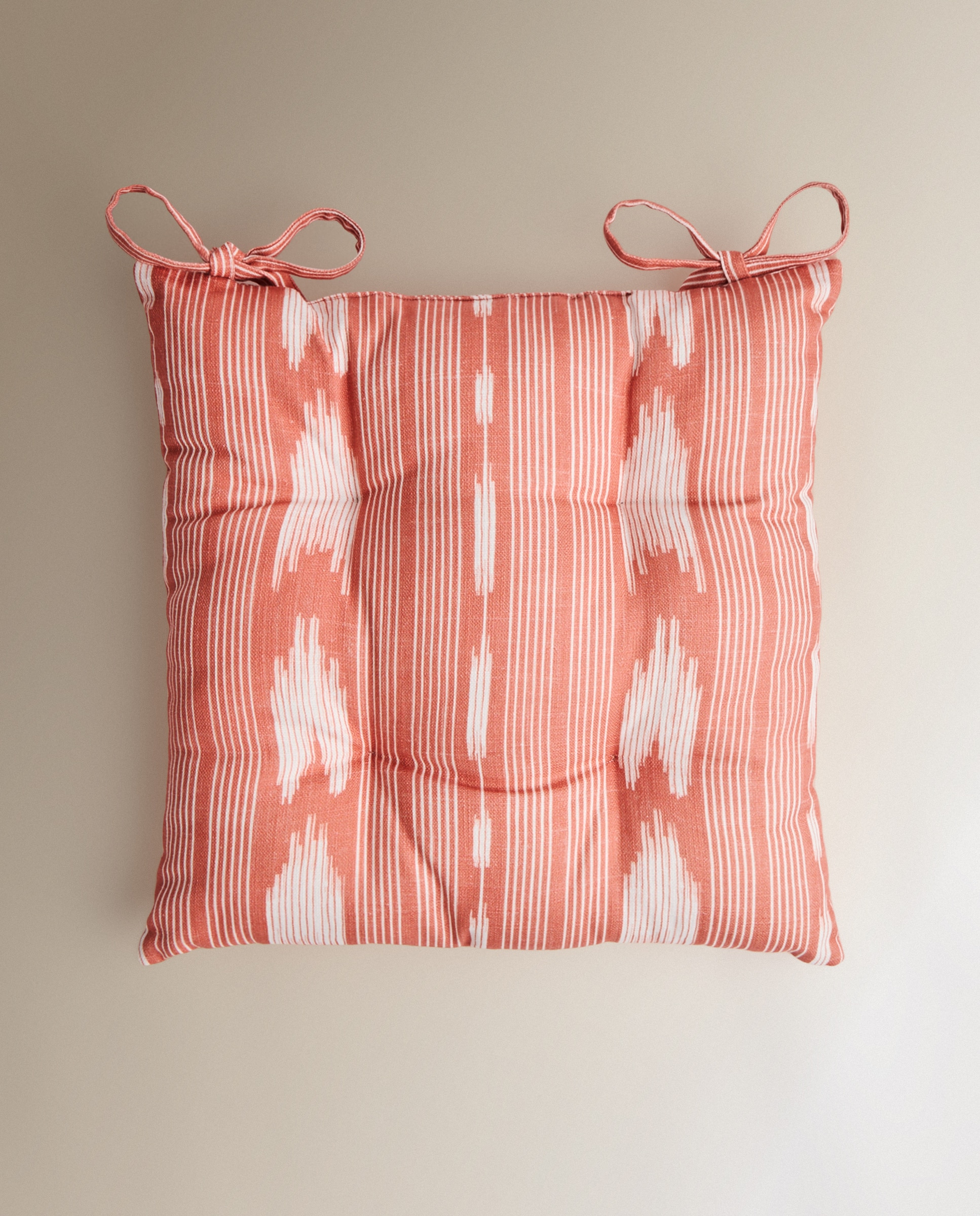 Almofada para cadeira Ikat Pollensa Coral-2