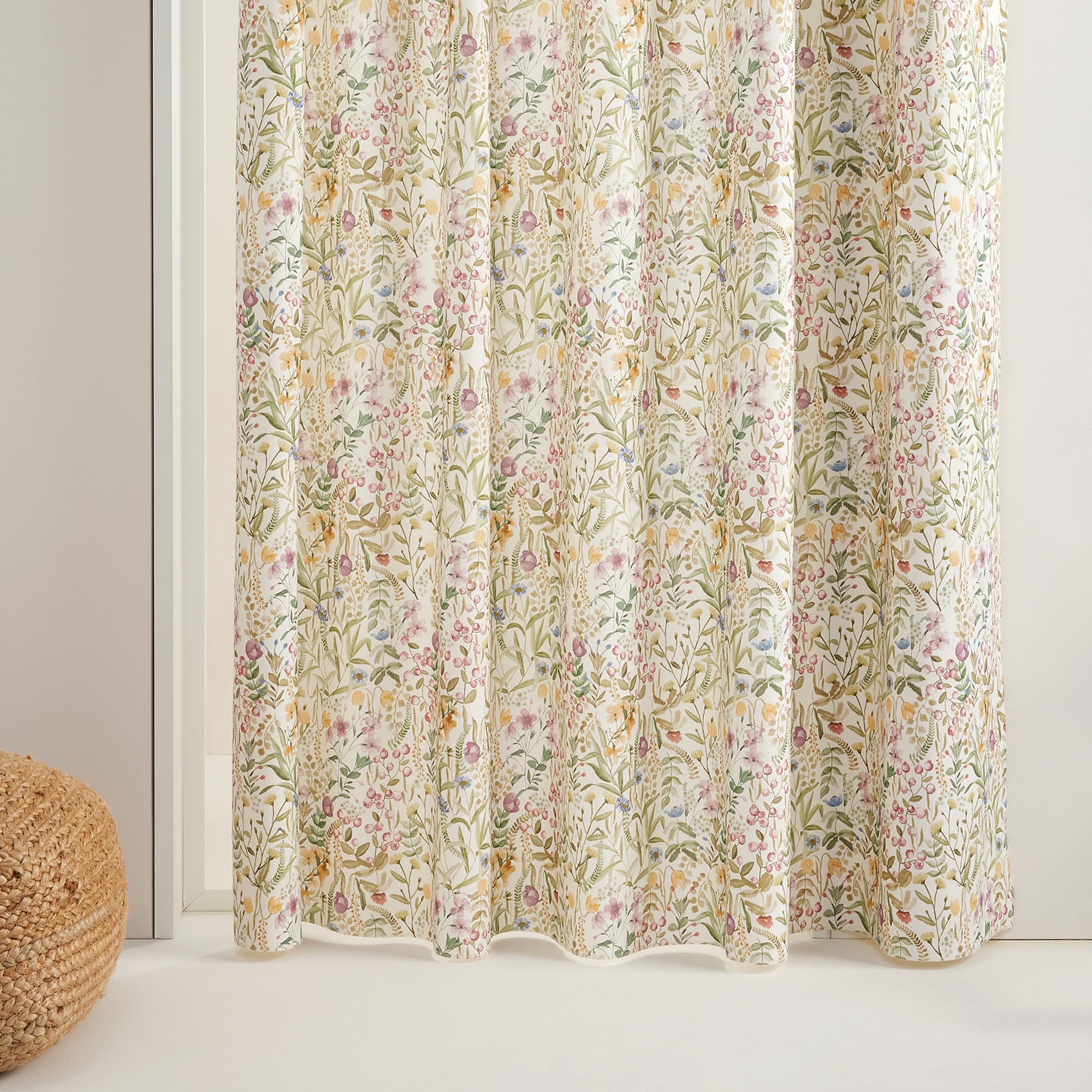 Imagem 0 de Cortina com Sistema Multiusos Ledbury