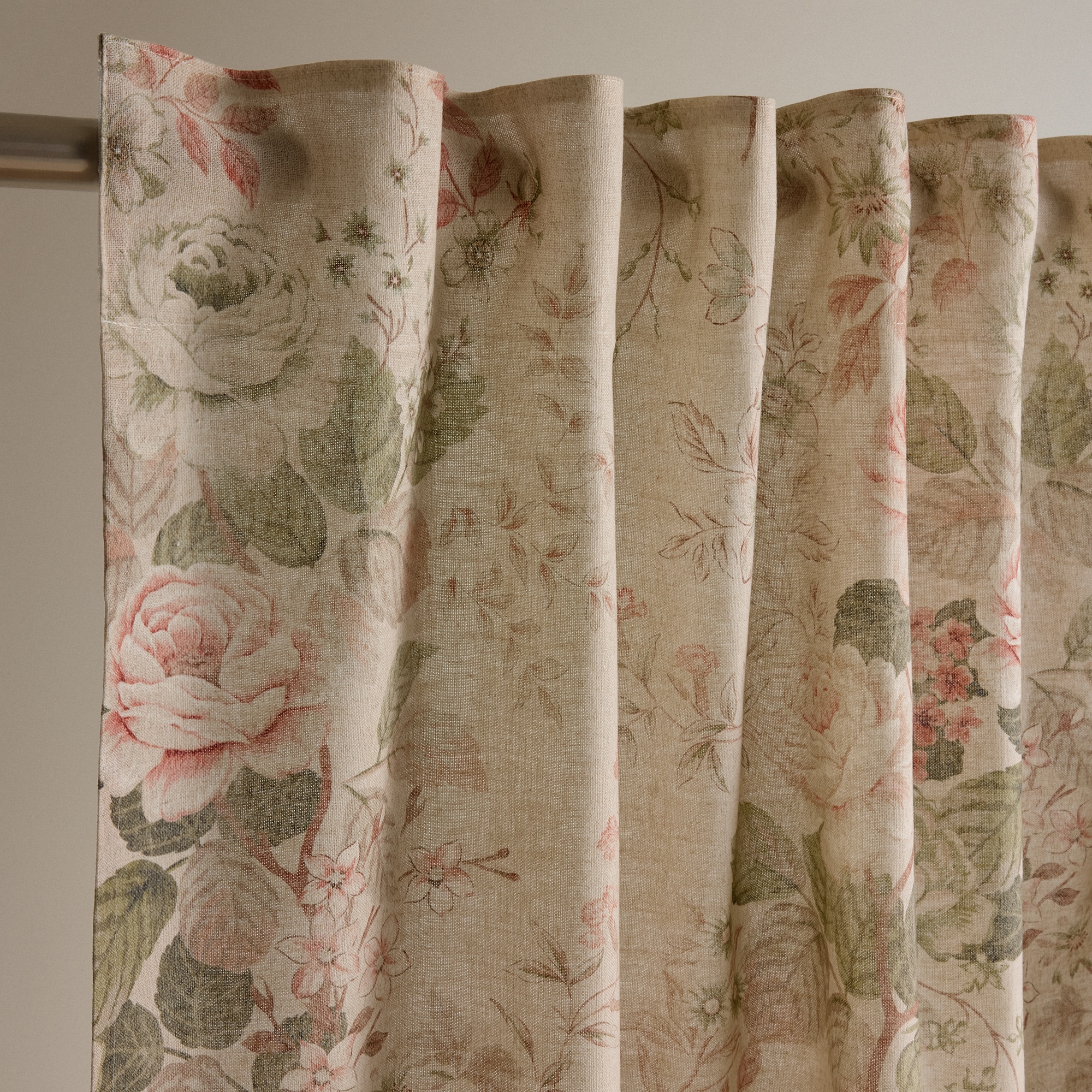 Cortina Confecionada com Sistema Multiusos Madison Verde-3