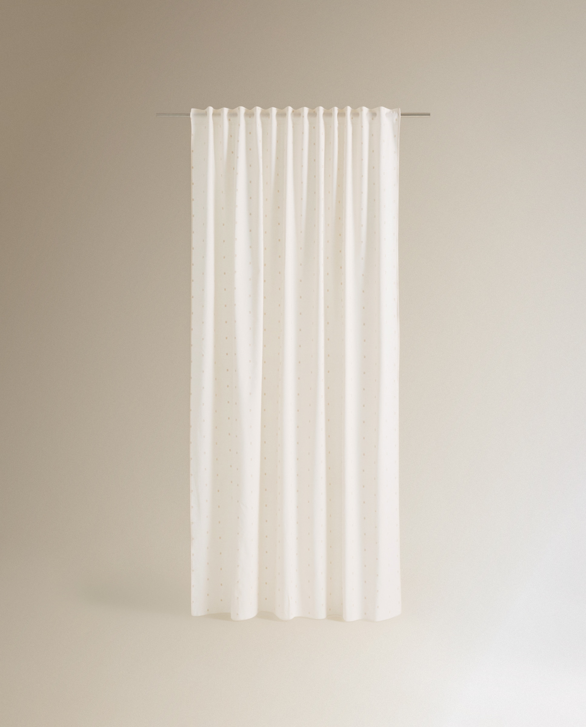 Cortinado Confecionado com Sistema Multiusos Plumeti Natural-2