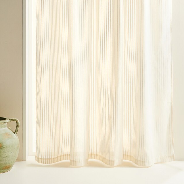 Imagem 0 de Cortina Confecionada com Sistema Multiusos Plissada