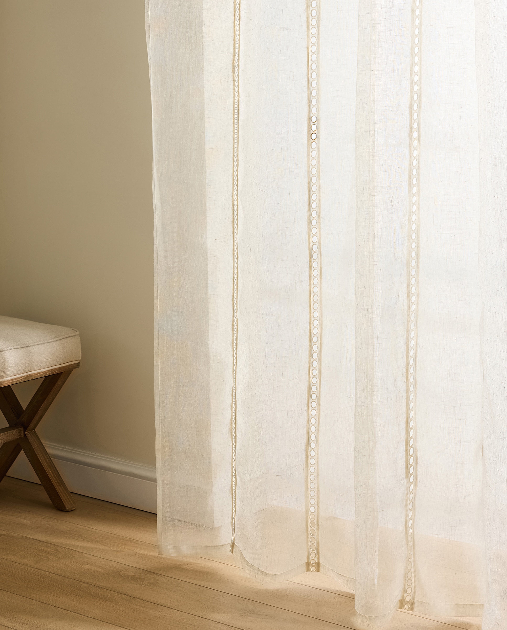 Cortinado Confecionado com Sistema Multiusos Louis Natural-1