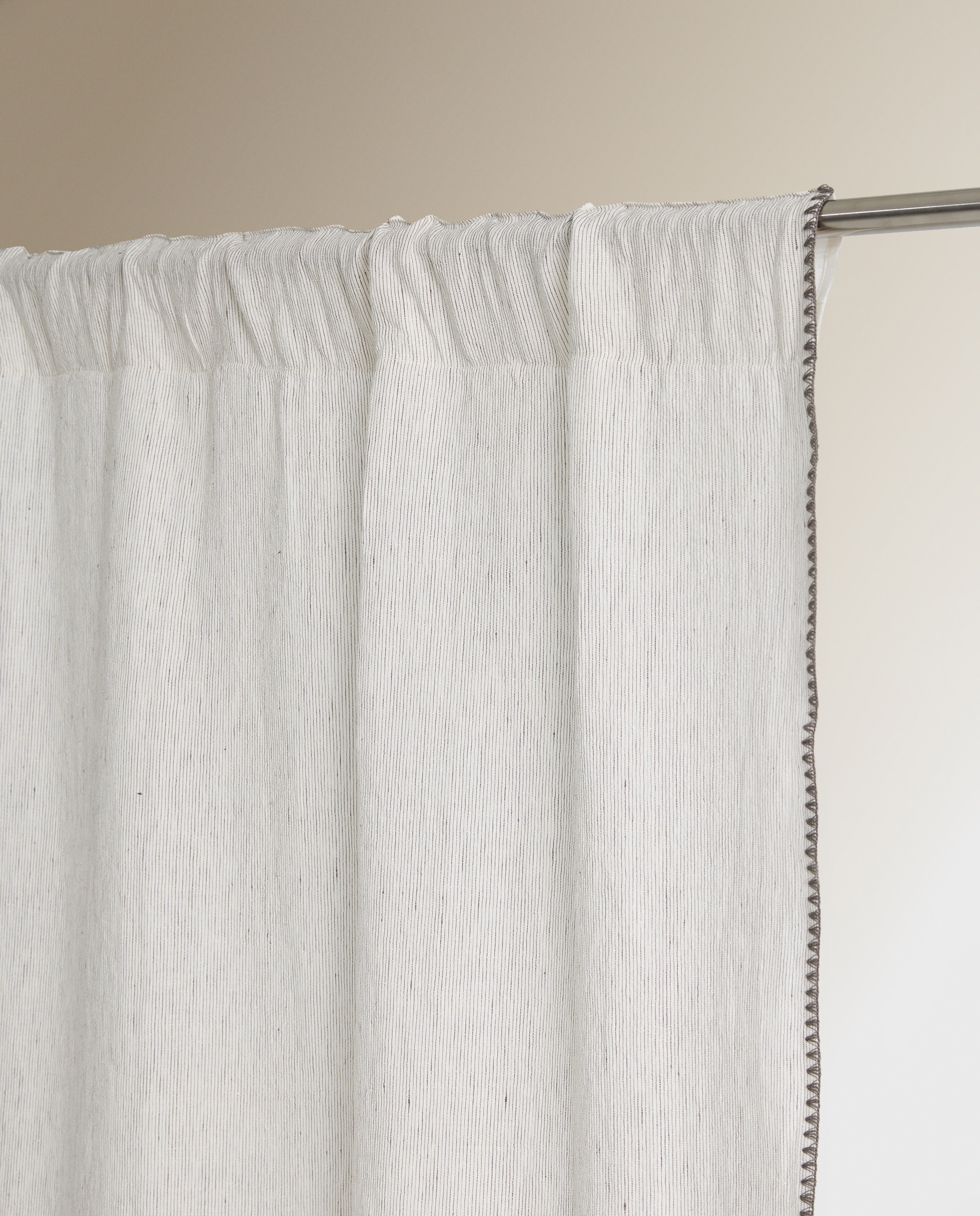 Cortinado Confecionado com Sistema Multiusos Yvette Antracite-3