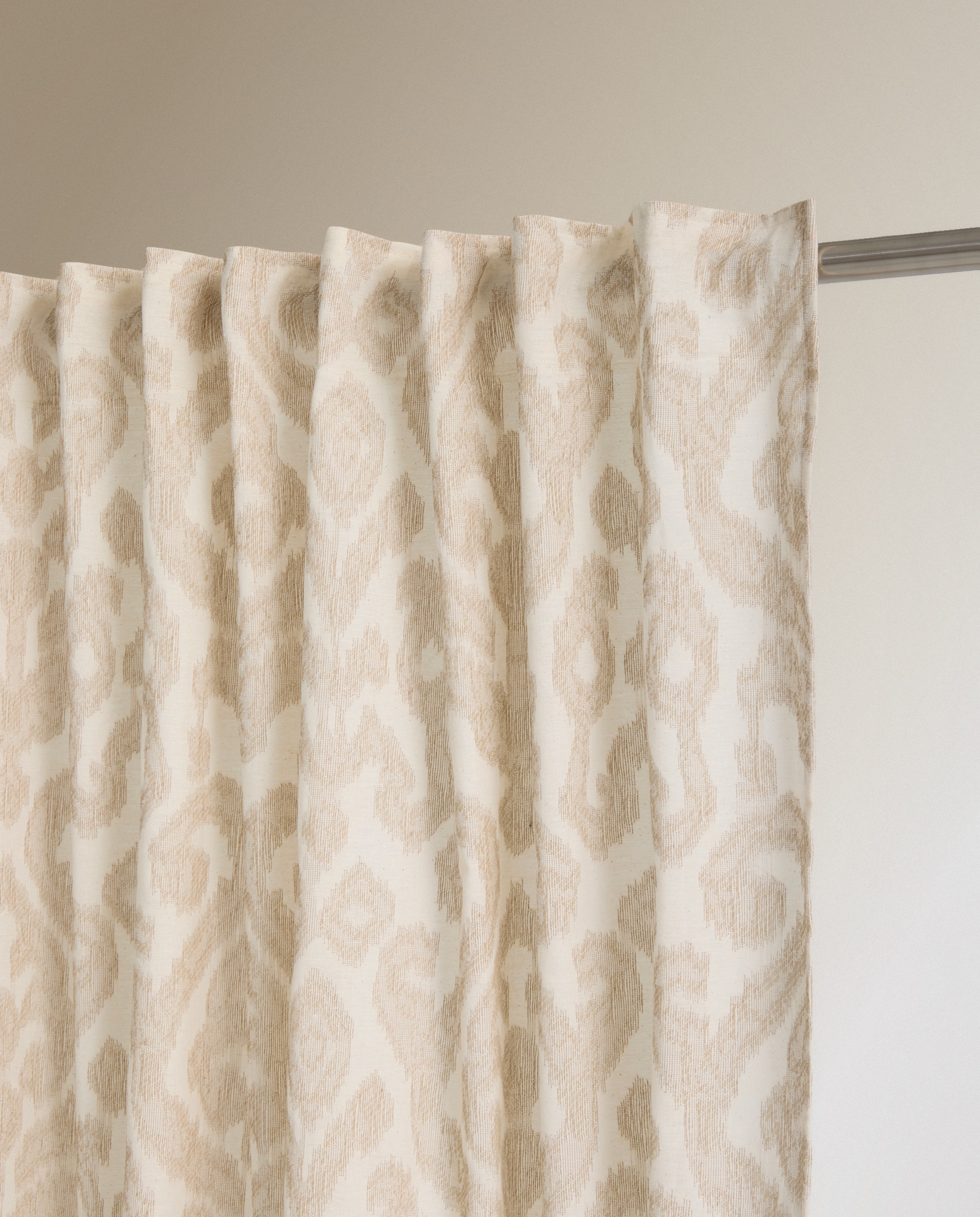 Cortinado Confecionado com Sistema Multiusos Catania Natural-3